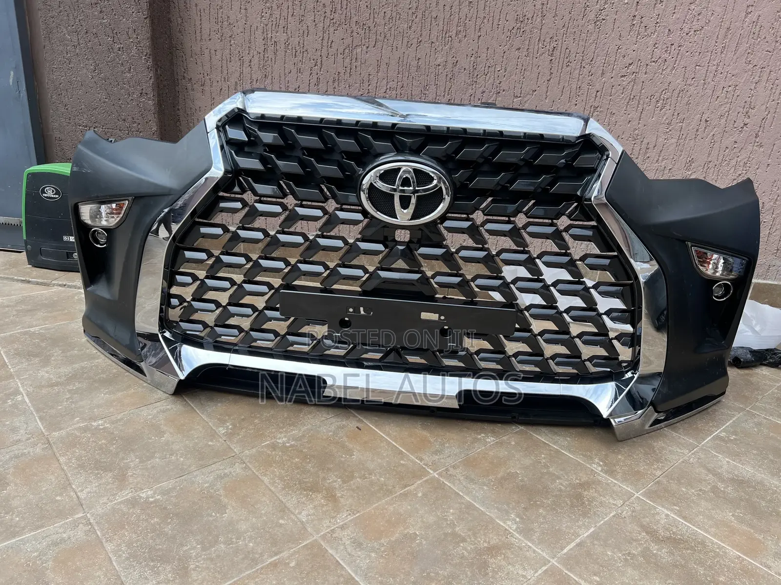 4-Runner 2017 Front and Back Bumper Spec Complete
