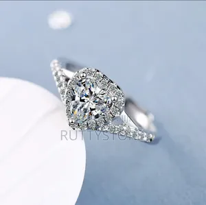 925 Sterling 2 Carat Moissanite Gemstone Heart Ring (Adjustable Size)