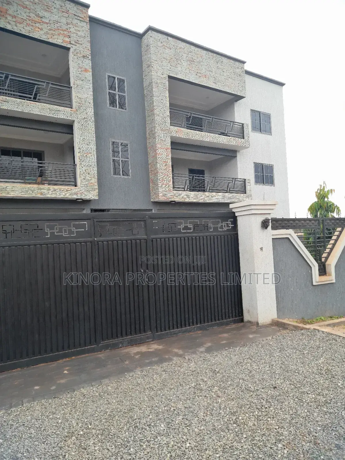 2bdrm Apartment in Baron First, Adenta for rent