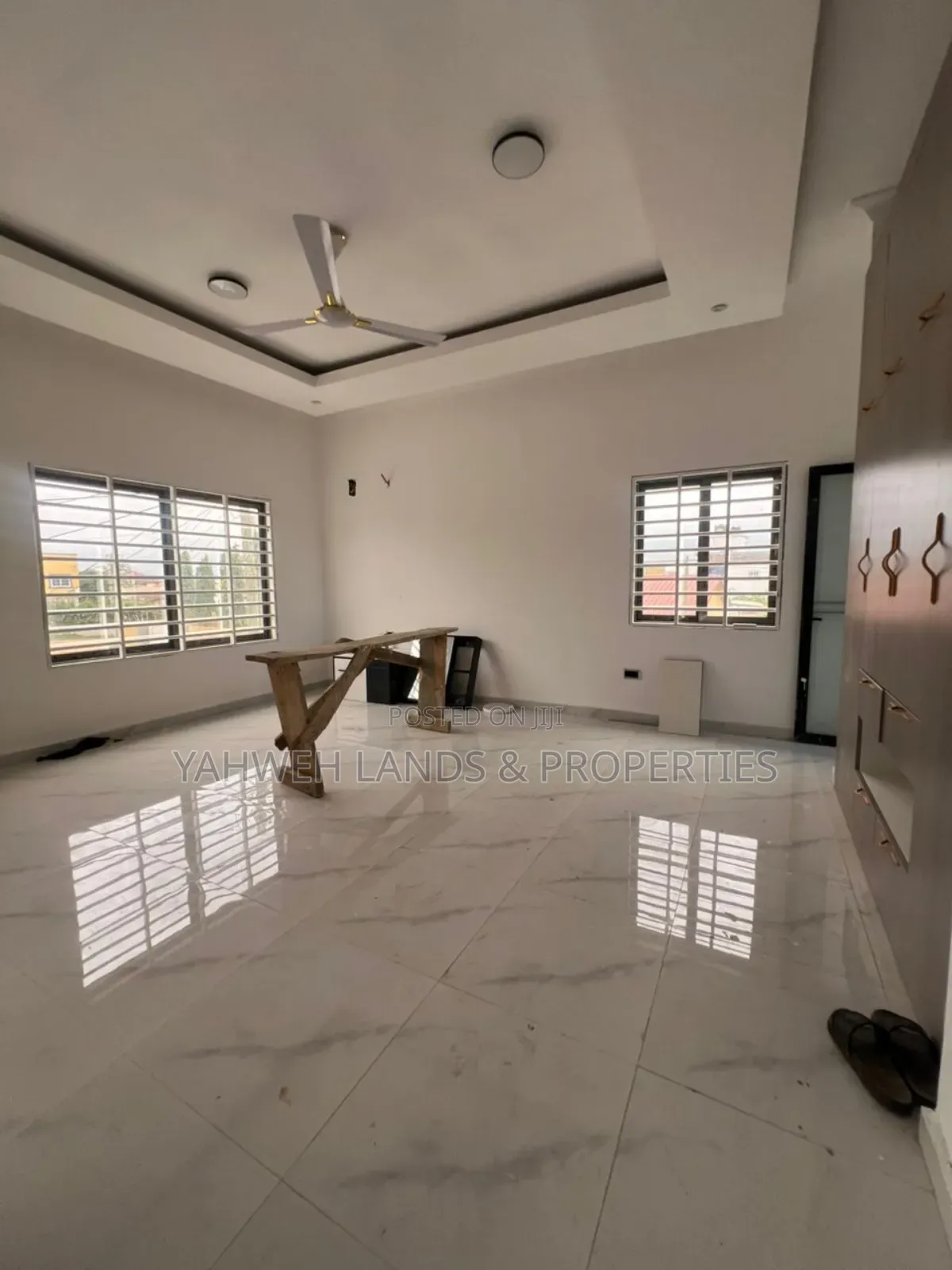 3bdrm House in Hfc Estate, Spintex for sale