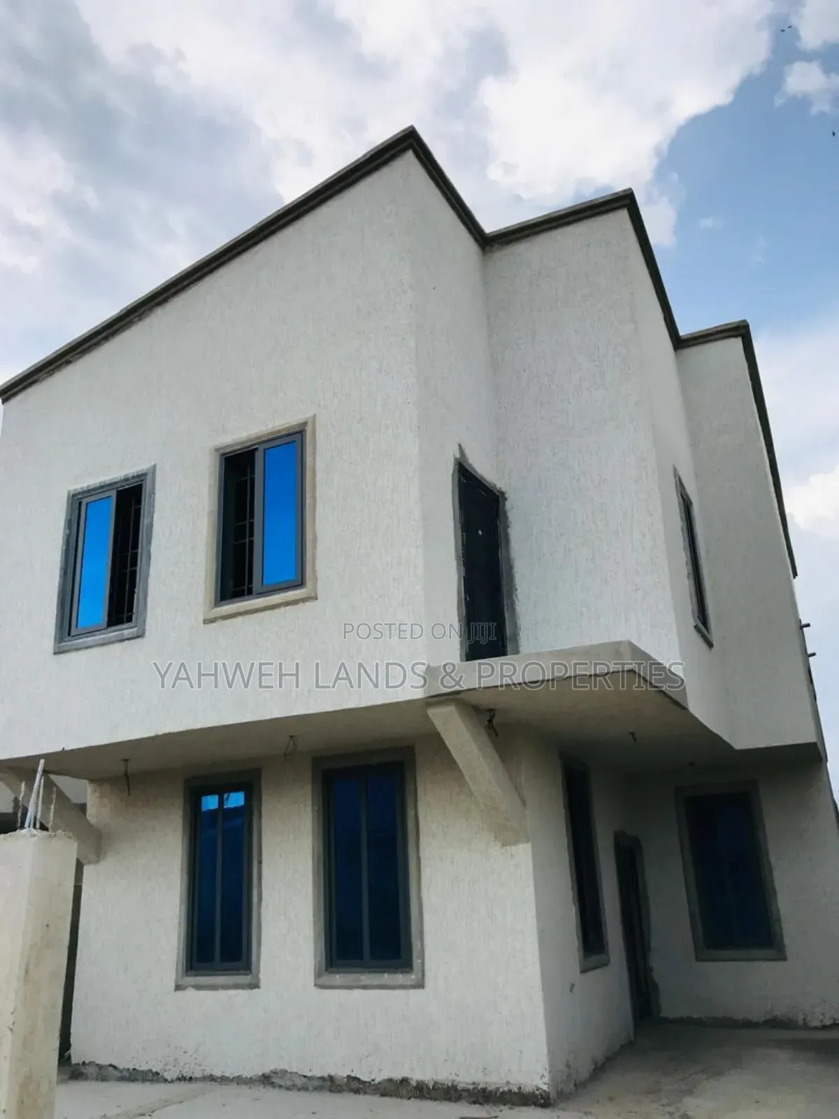 4bdrm House in Spintex for sale