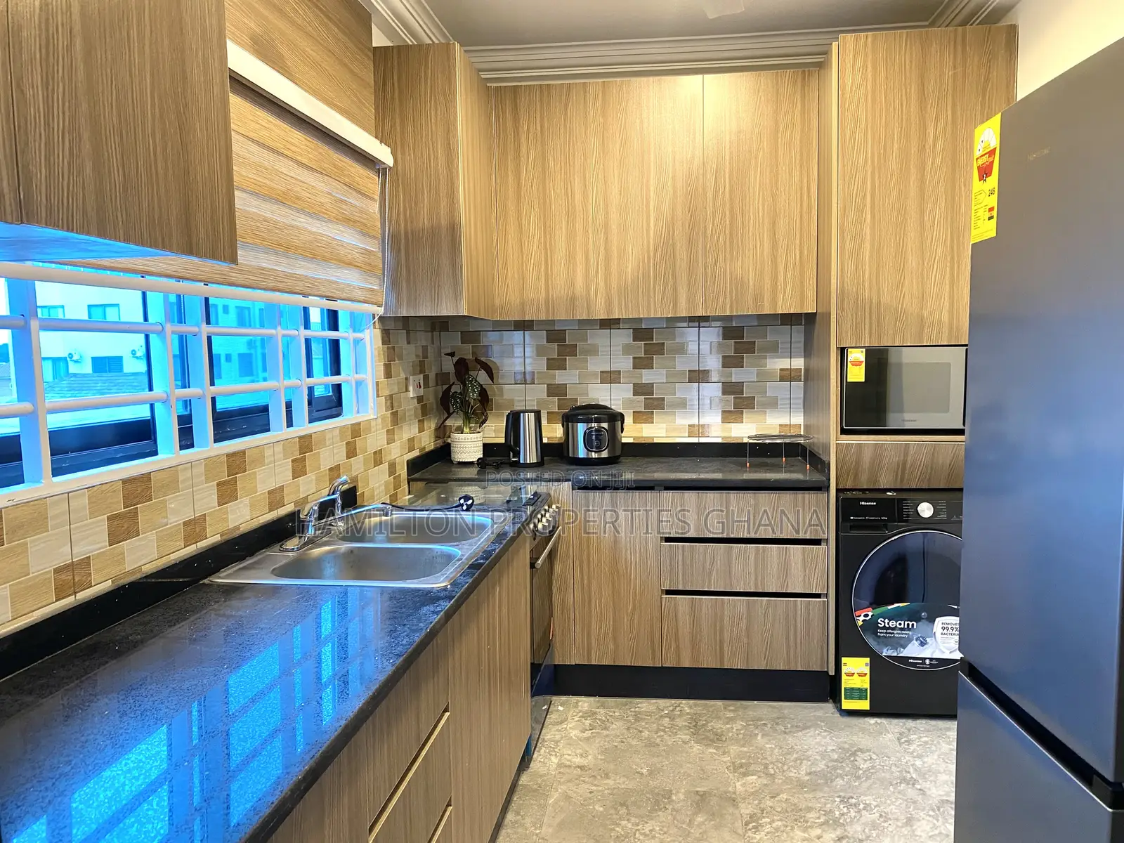 Furnished 3bdrm Apartment in East Airport, Tseaddo for rent