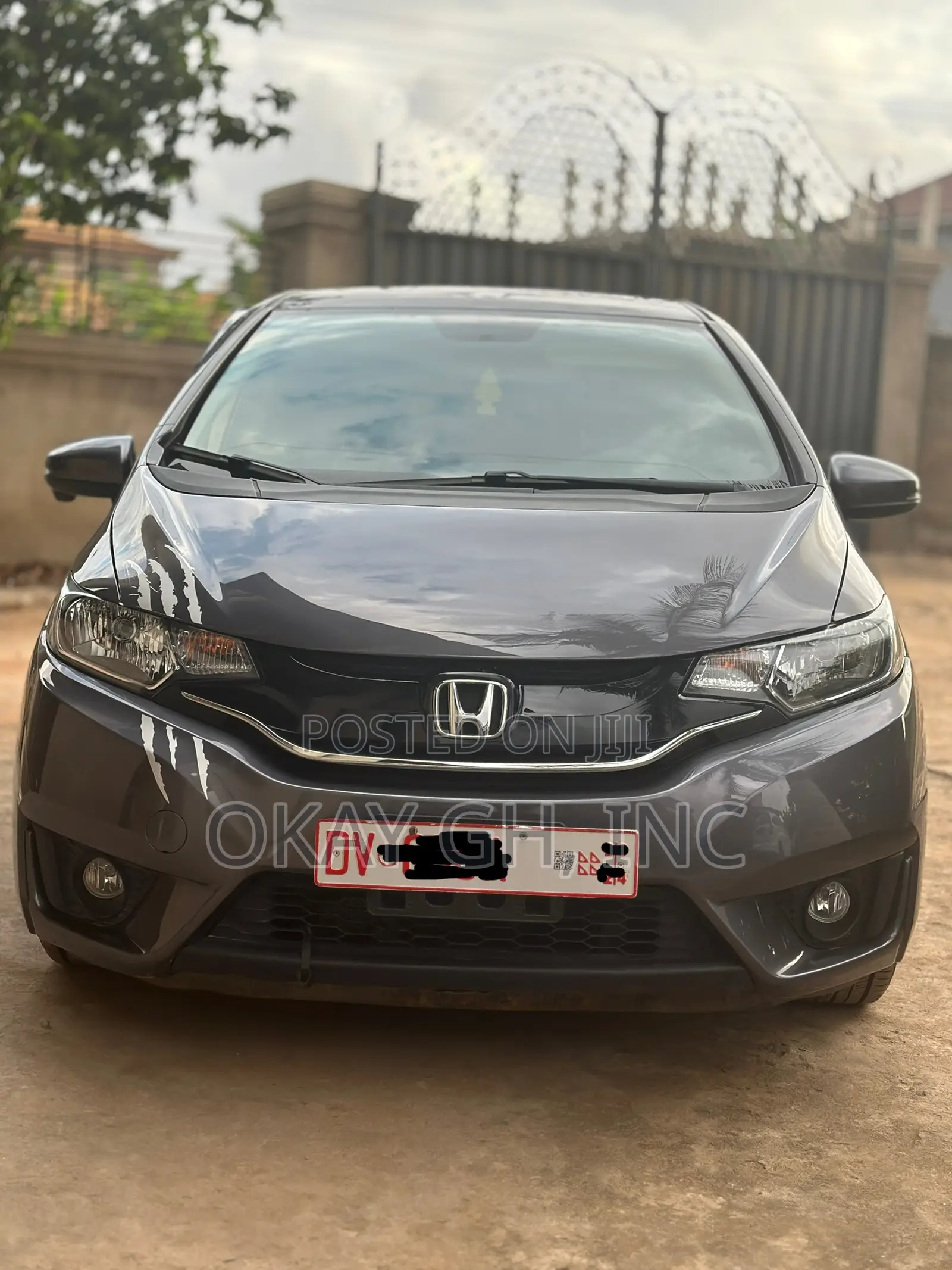 Honda Fit EX-L w/Navigation 4dr Hatchback (1.5L 4cyl CVT) 2015 Gray