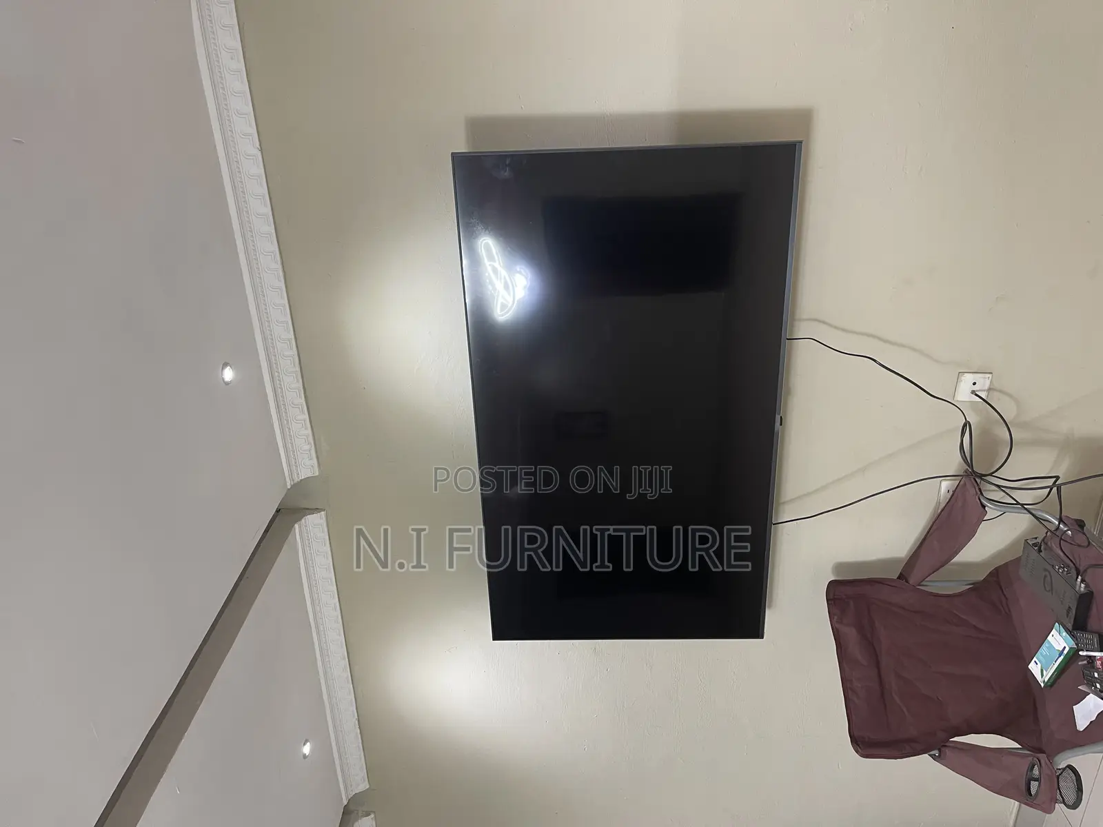 Slightly Used Lg 65 Inches