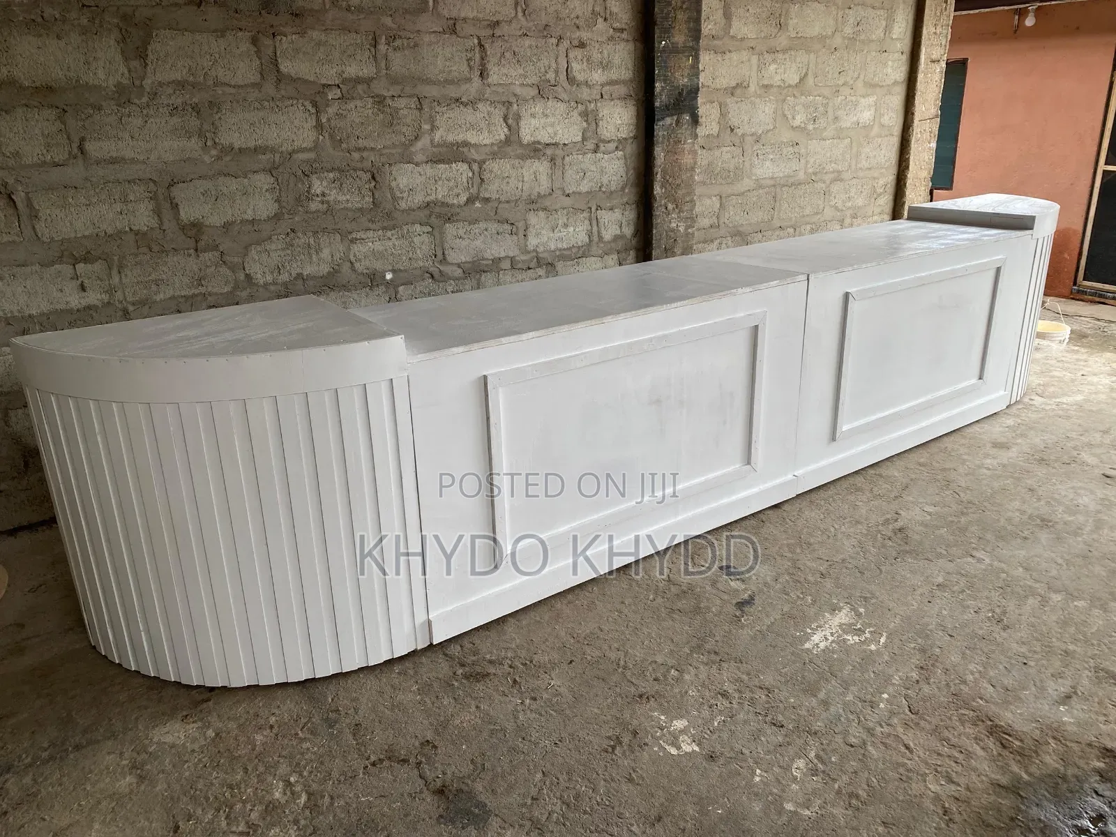 White Foldable Table