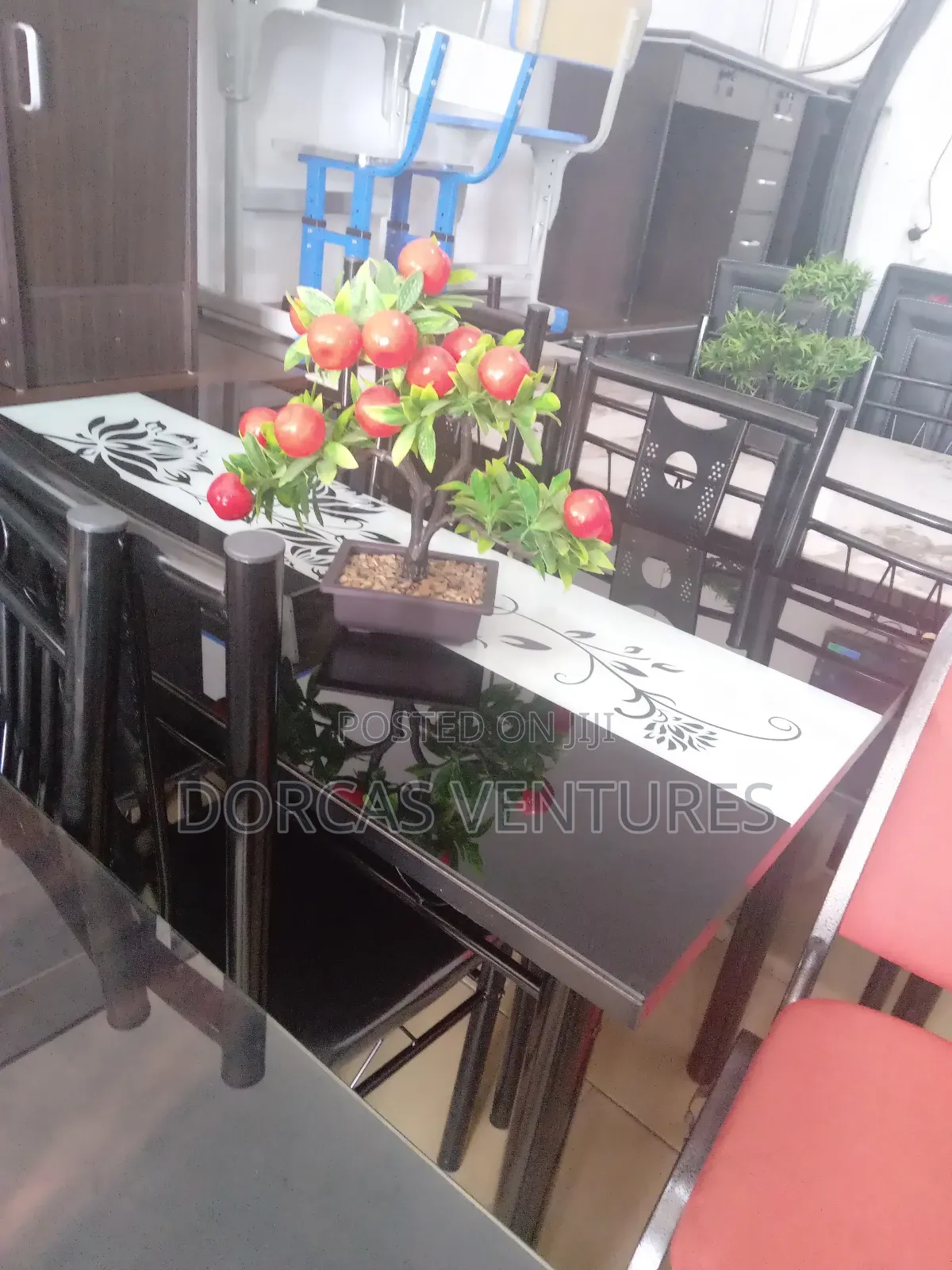 Derriere Dining Sets