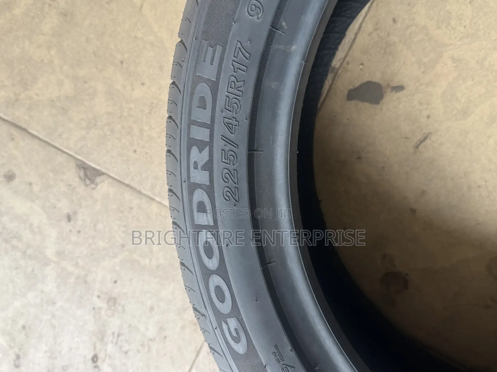 Goodride 225/45r17