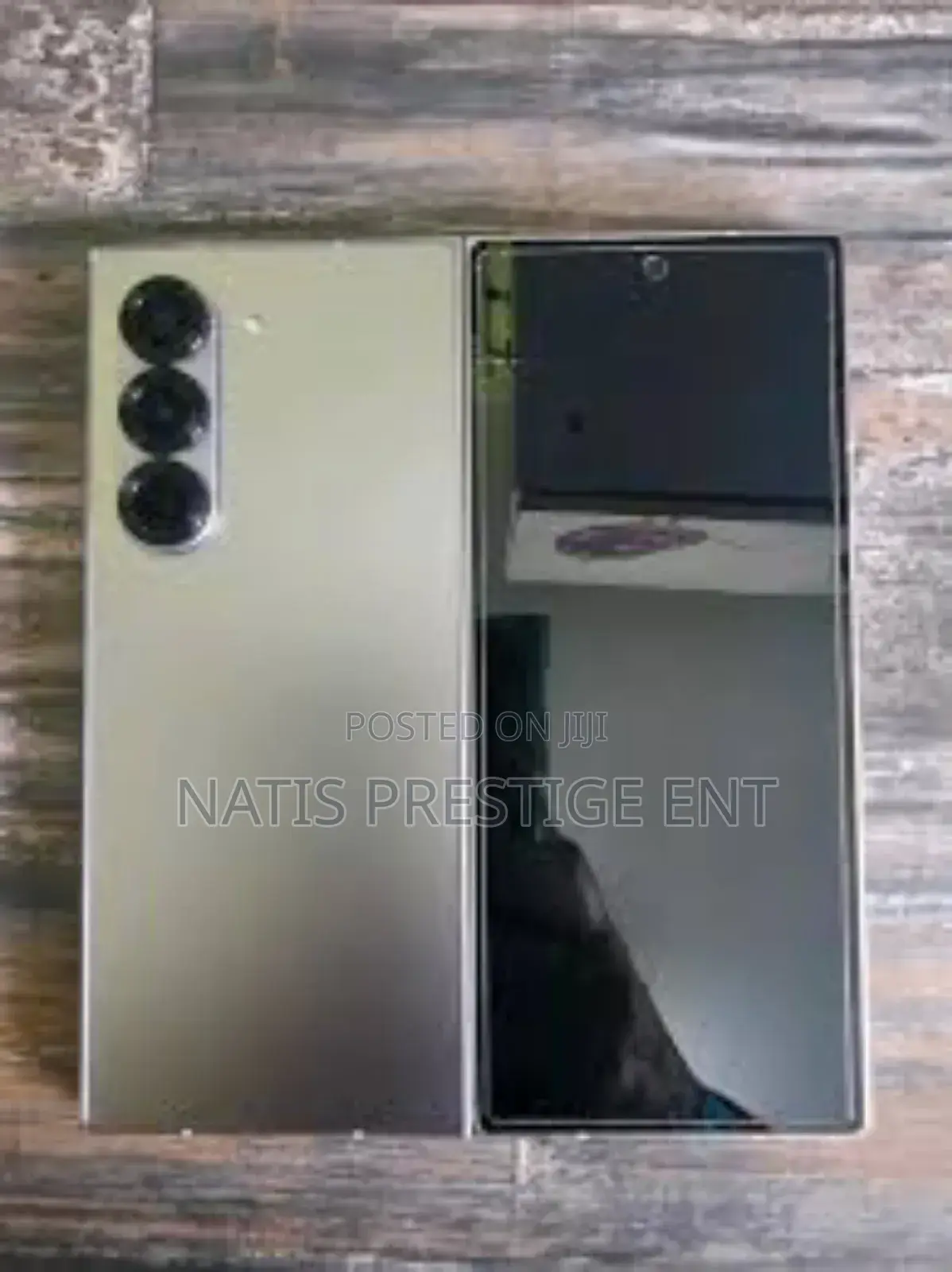 New Samsung Galaxy Z Fold4 512 GB Silver