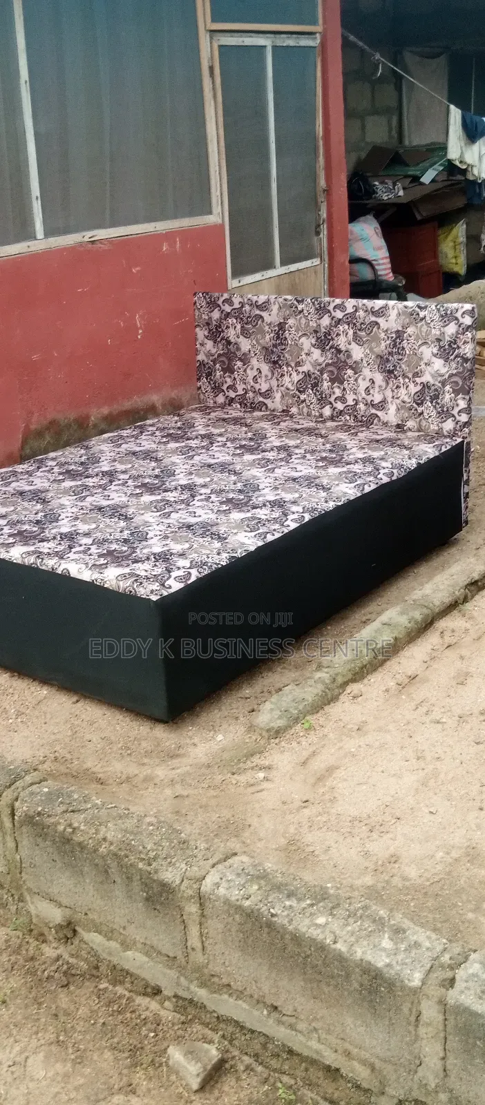 Inbuilt Mattress