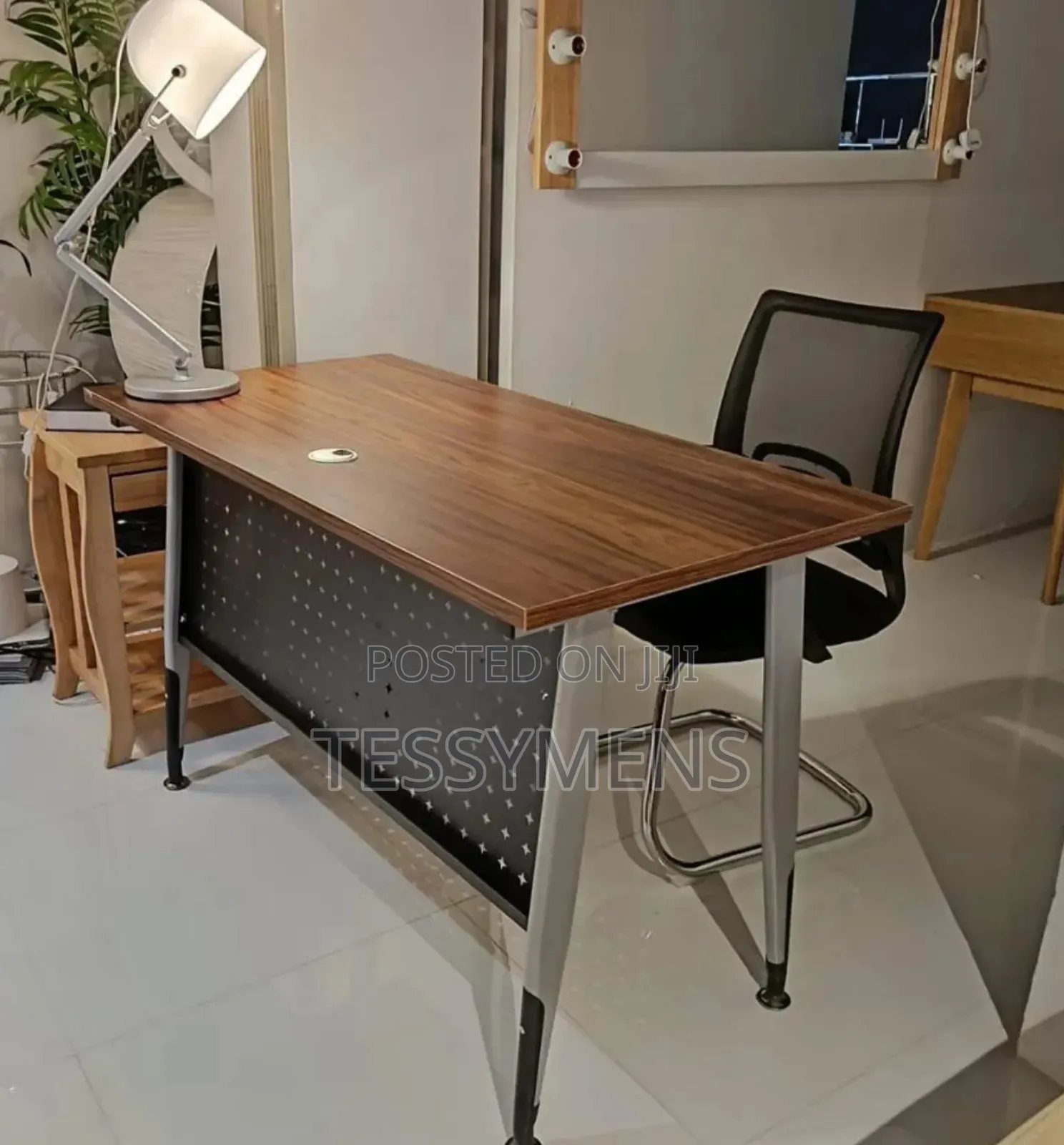 Office Table (120by 60 Cm)