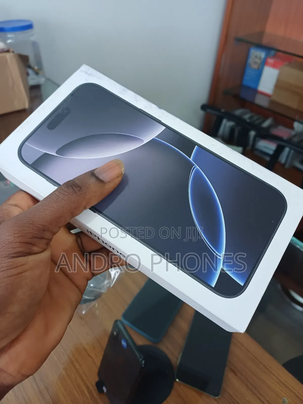 New Apple iPhone 16 Pro Max 256 GB Blue