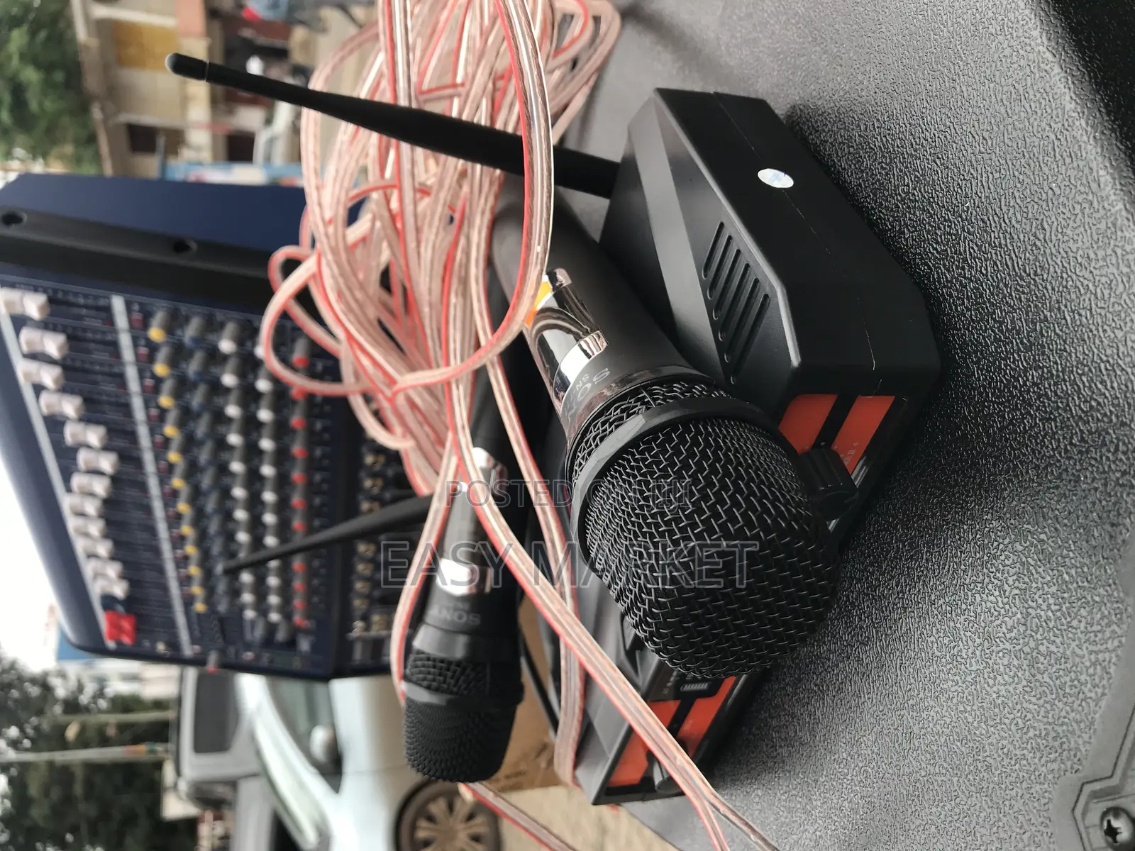 Full Range Speakers With Mixer and Mics