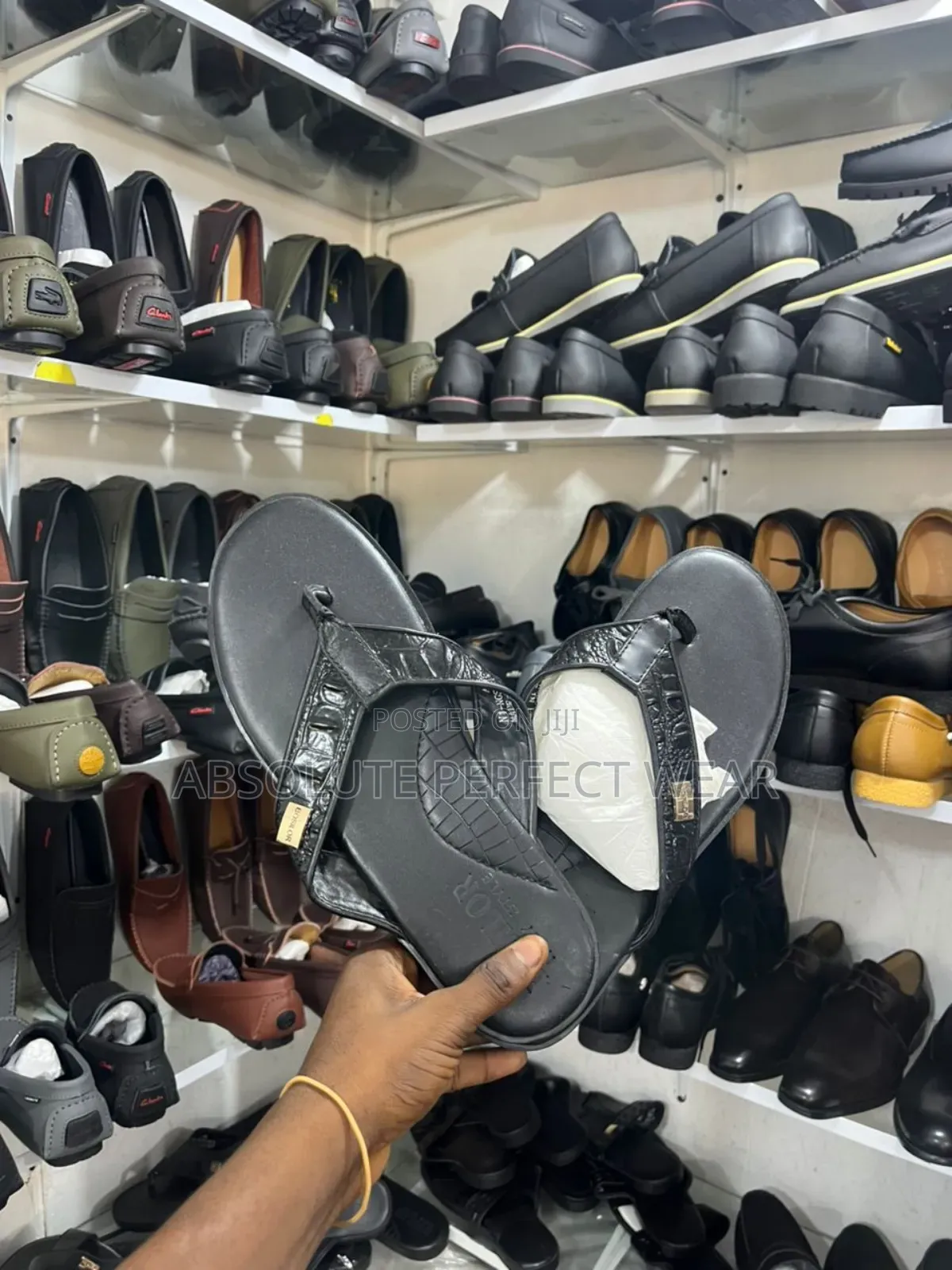 Relaxed Slippers Available in Sizes