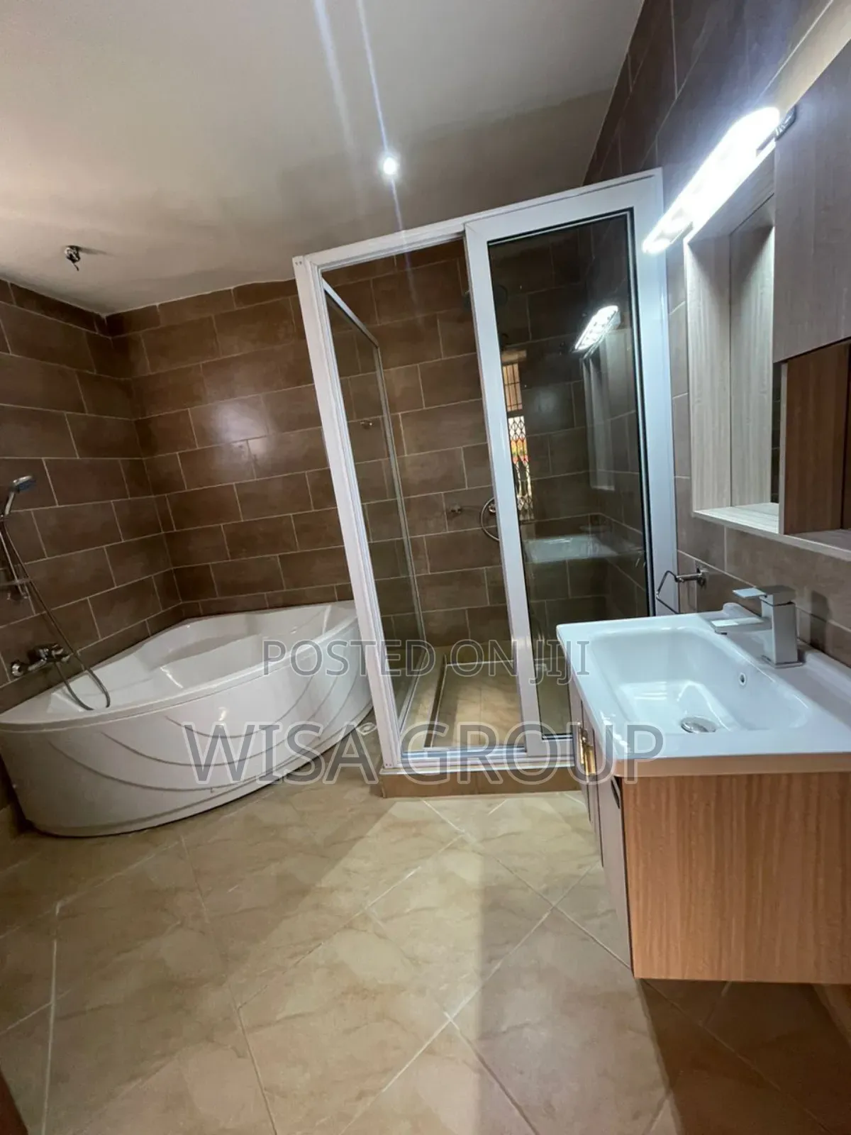 3bdrm Duplex in Wisa Group, Accra Metropolitan for rent