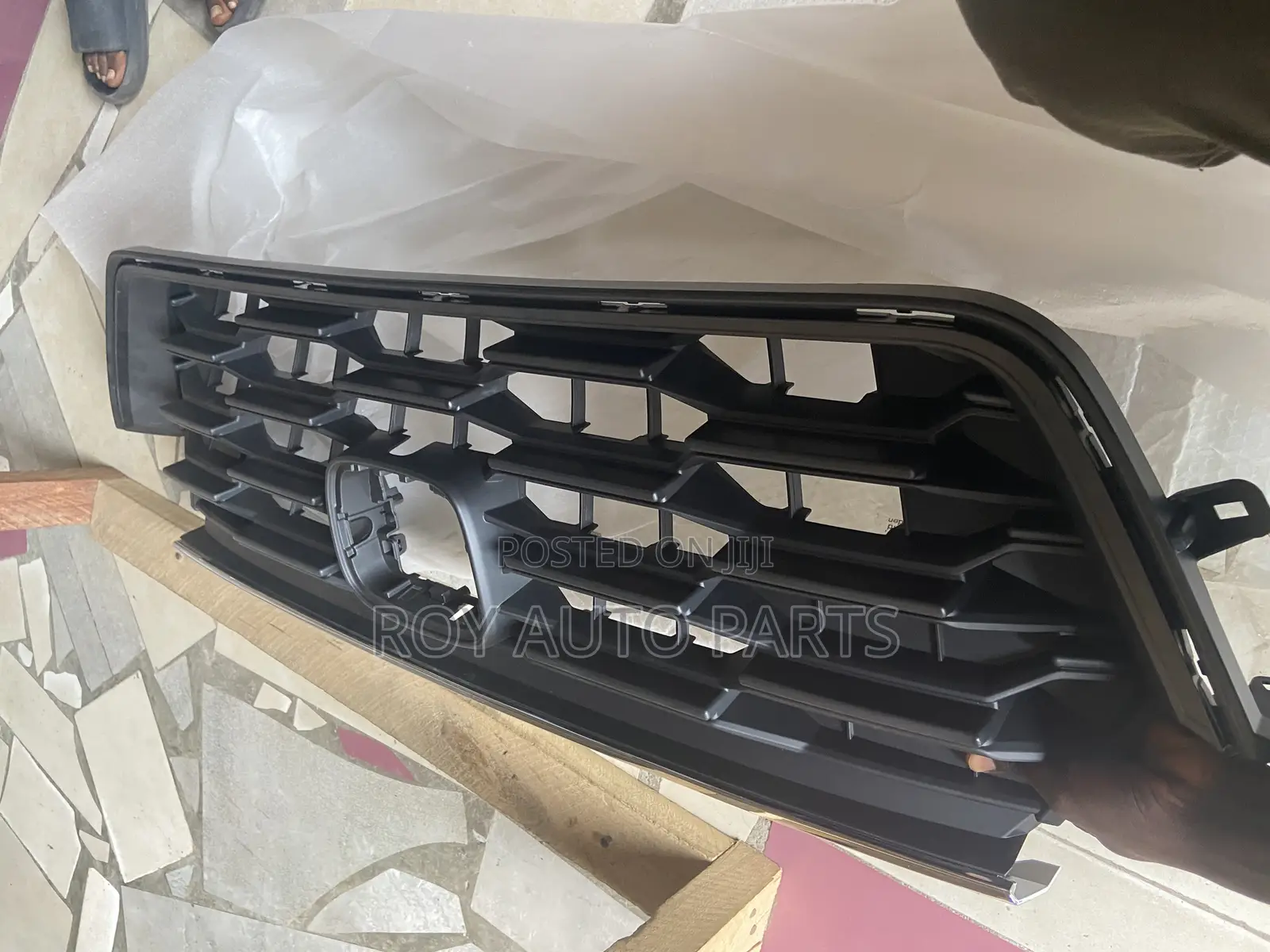 Honda Crv 2023 Front Grill