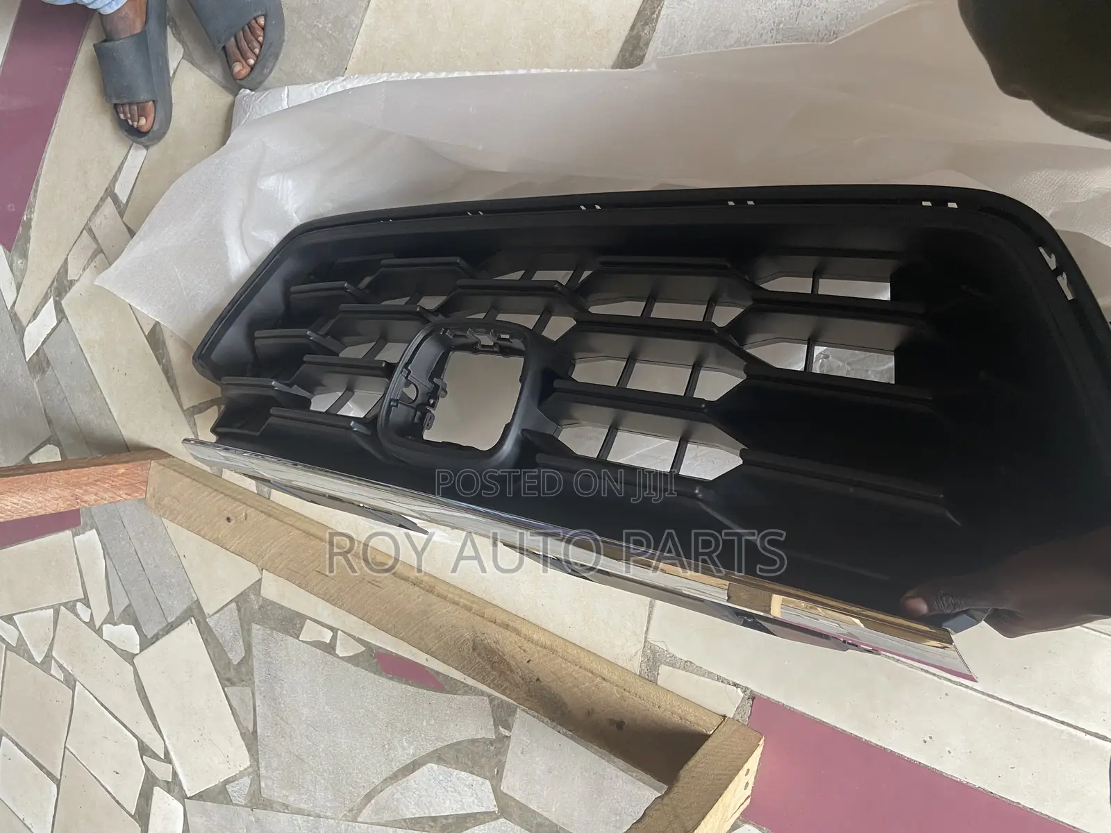 Honda Crv 2023 Front Grill