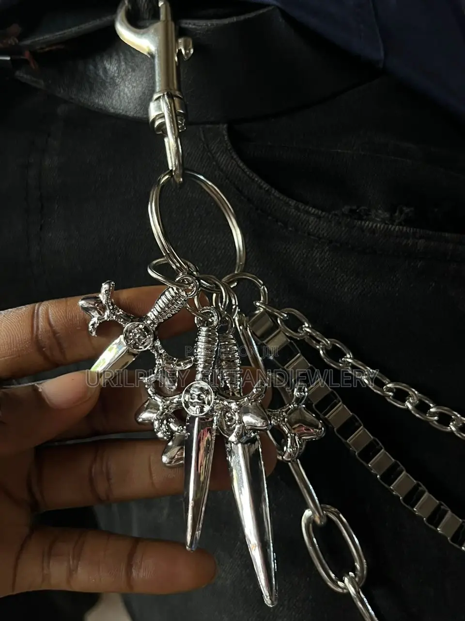 Quality Jeans Side Chain