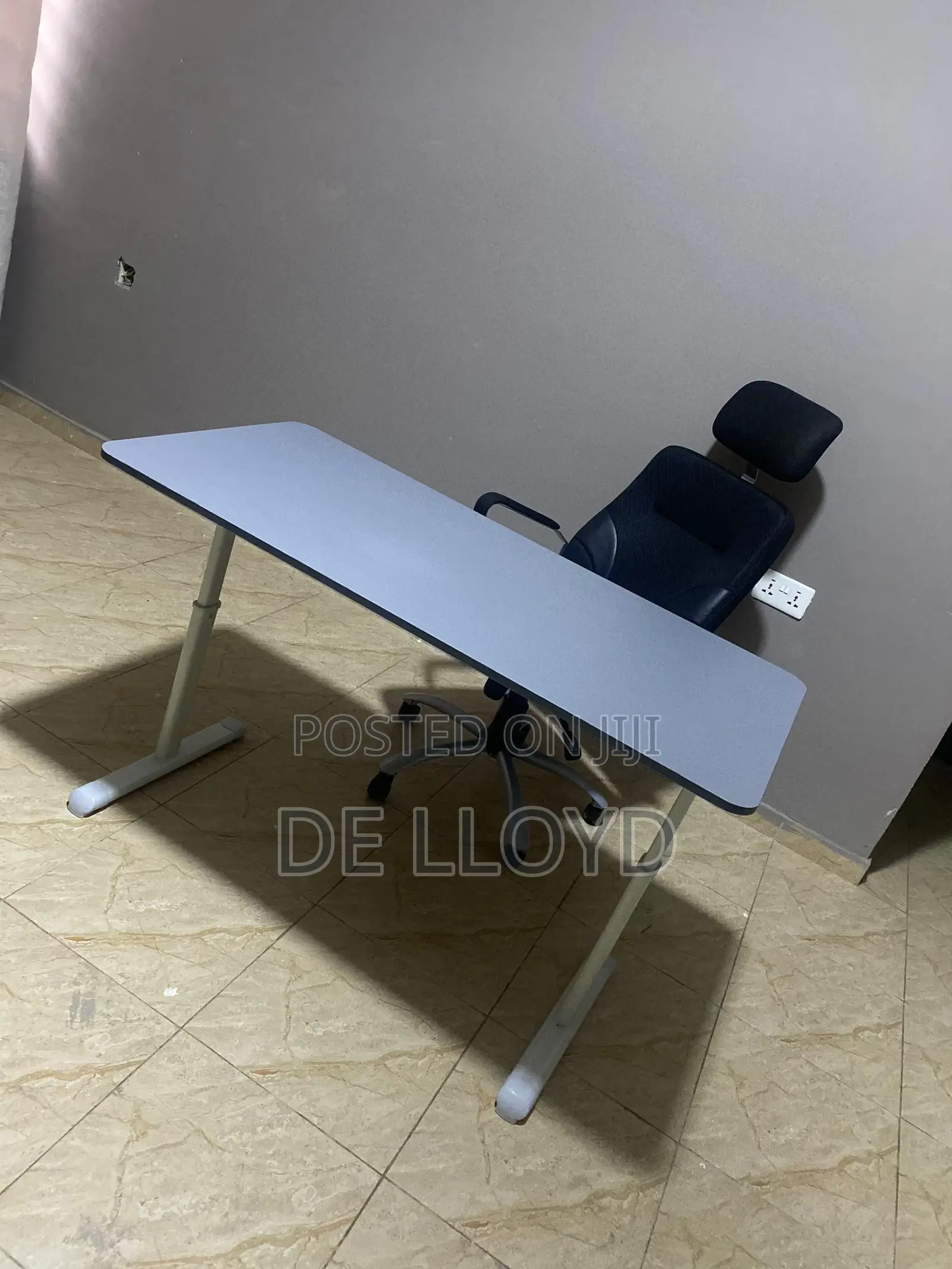 120 by 60 by 90 ) Manual Adjustable