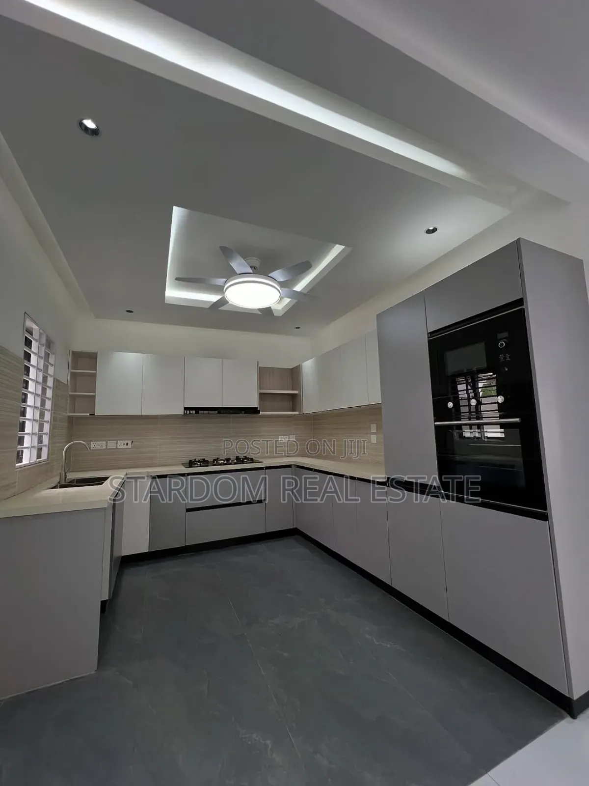 4bdrm Duplex in West Trassacco, East Legon for rent