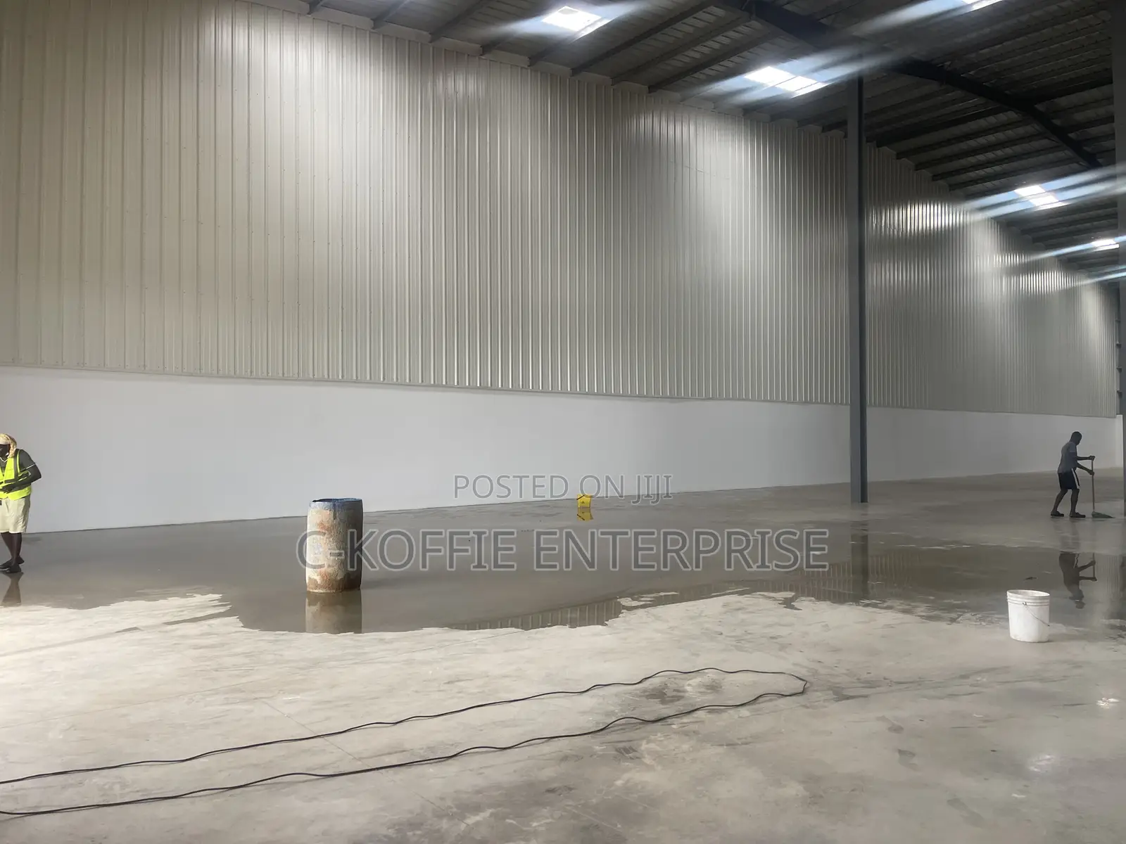 3,0062 SQM Warehouse at Tema Motoway for Rent