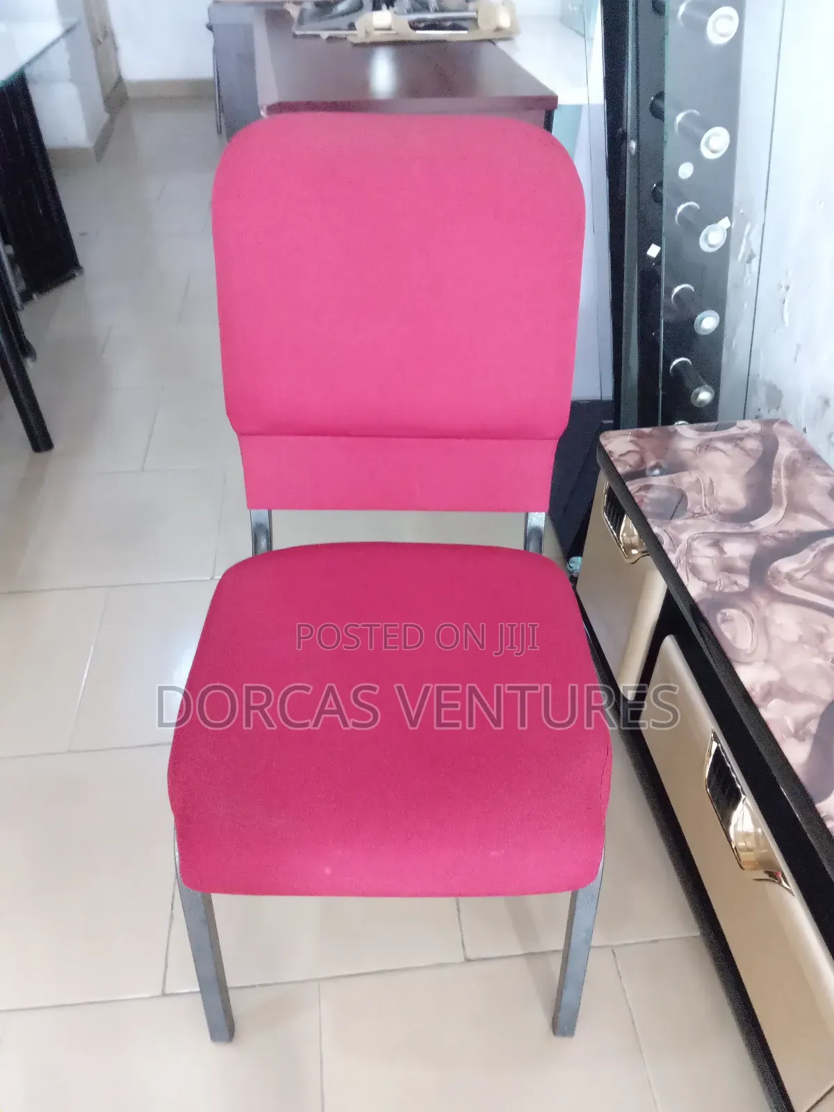 Quinine Events Chair