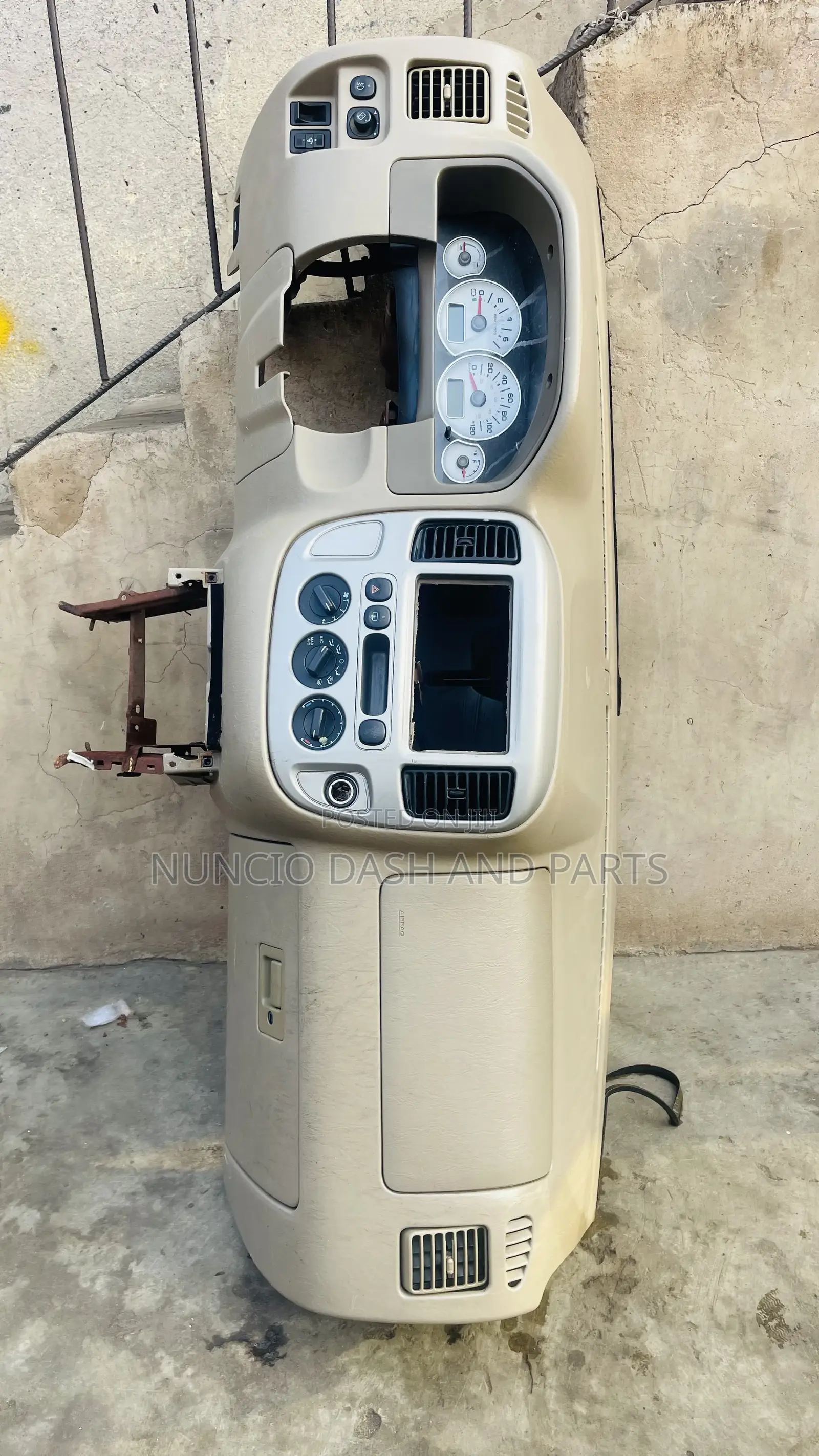 Nissan Stambic Alteration Dashboard.