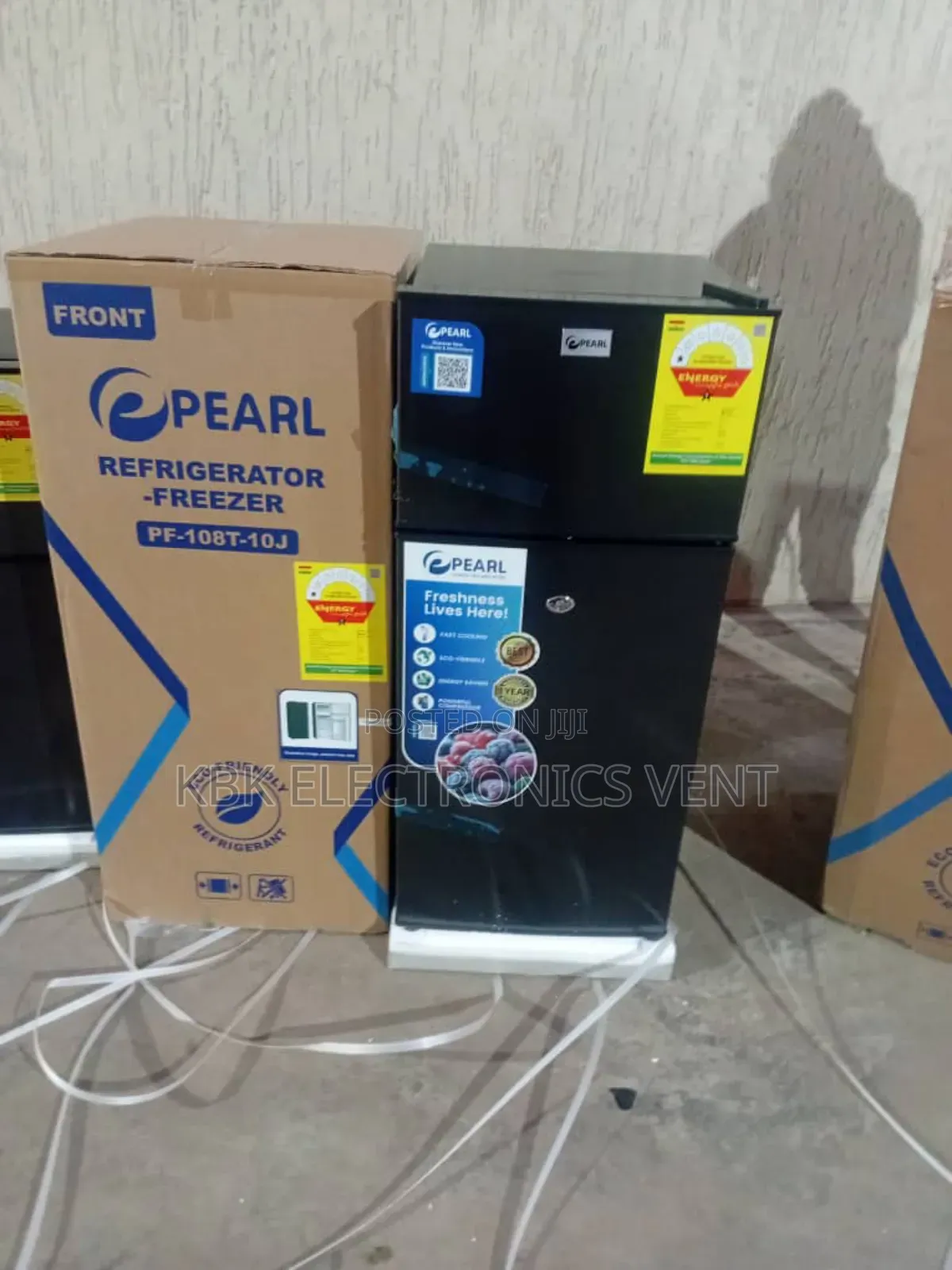 Pearl 72liter Table Top Double Door Fridge