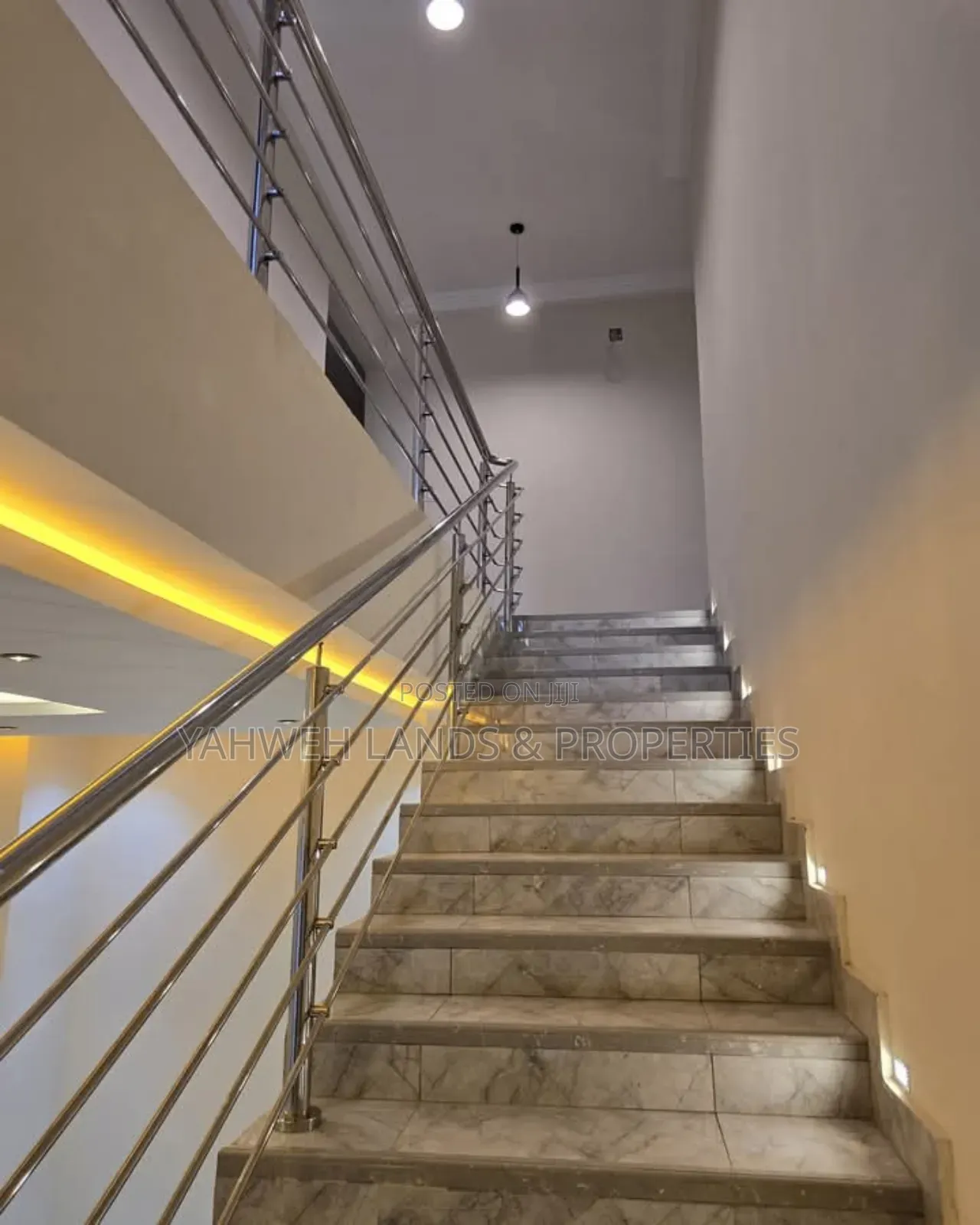 4bdrm House in Kwabenya for sale