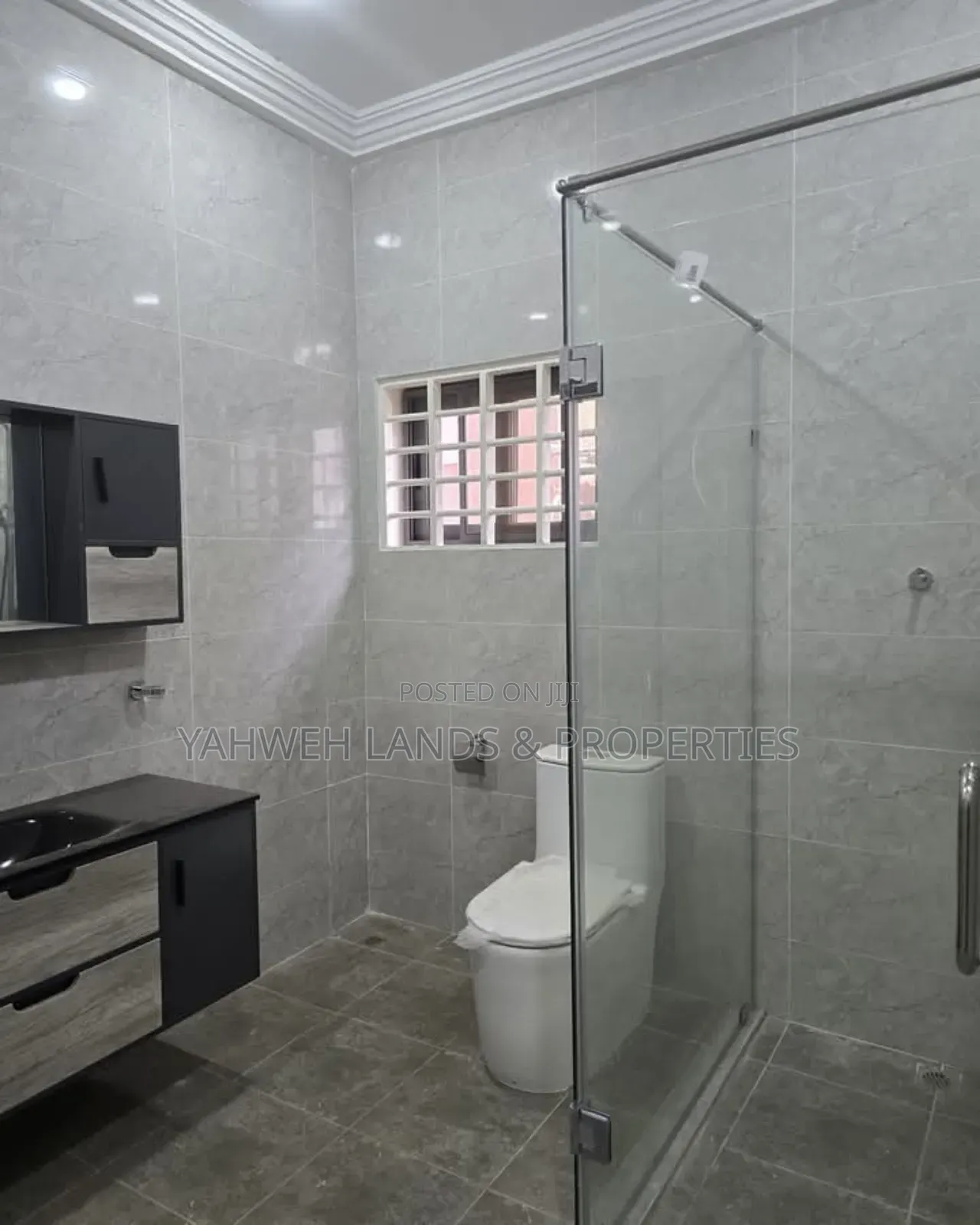 4bdrm House in Kwabenya for sale