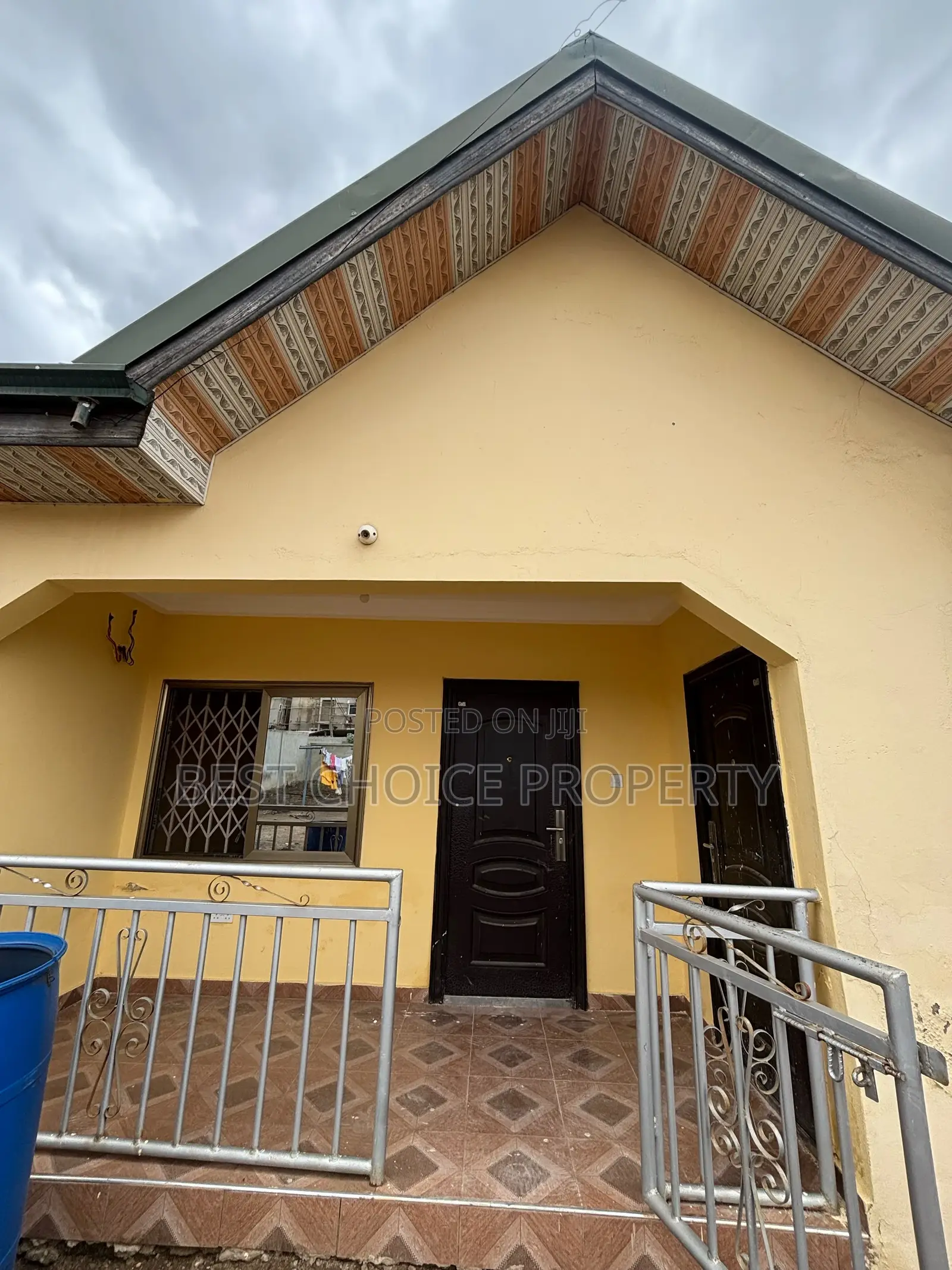Chamber and Hall Sc Adenta New Legon