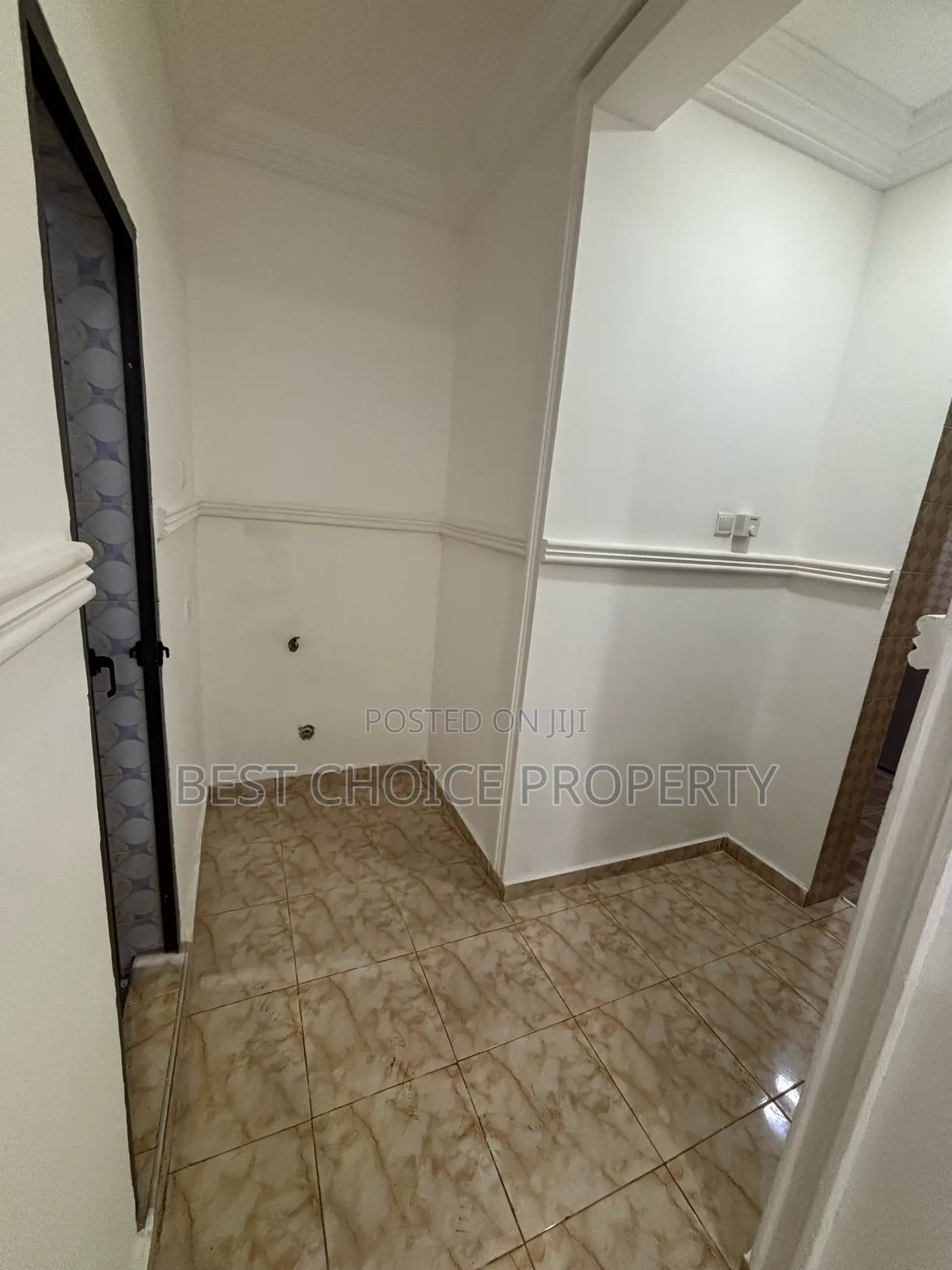 1bdrm Apartment in Adenta Frahfraha for rent