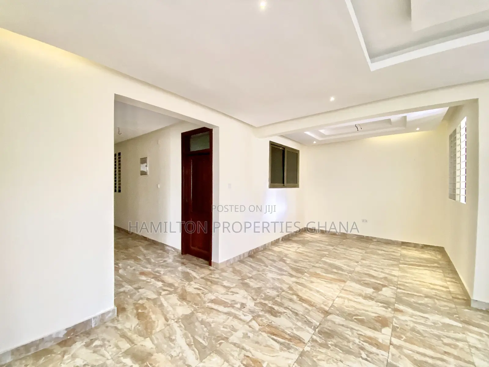 3bdrm Apartment in American House, East Legon for rent