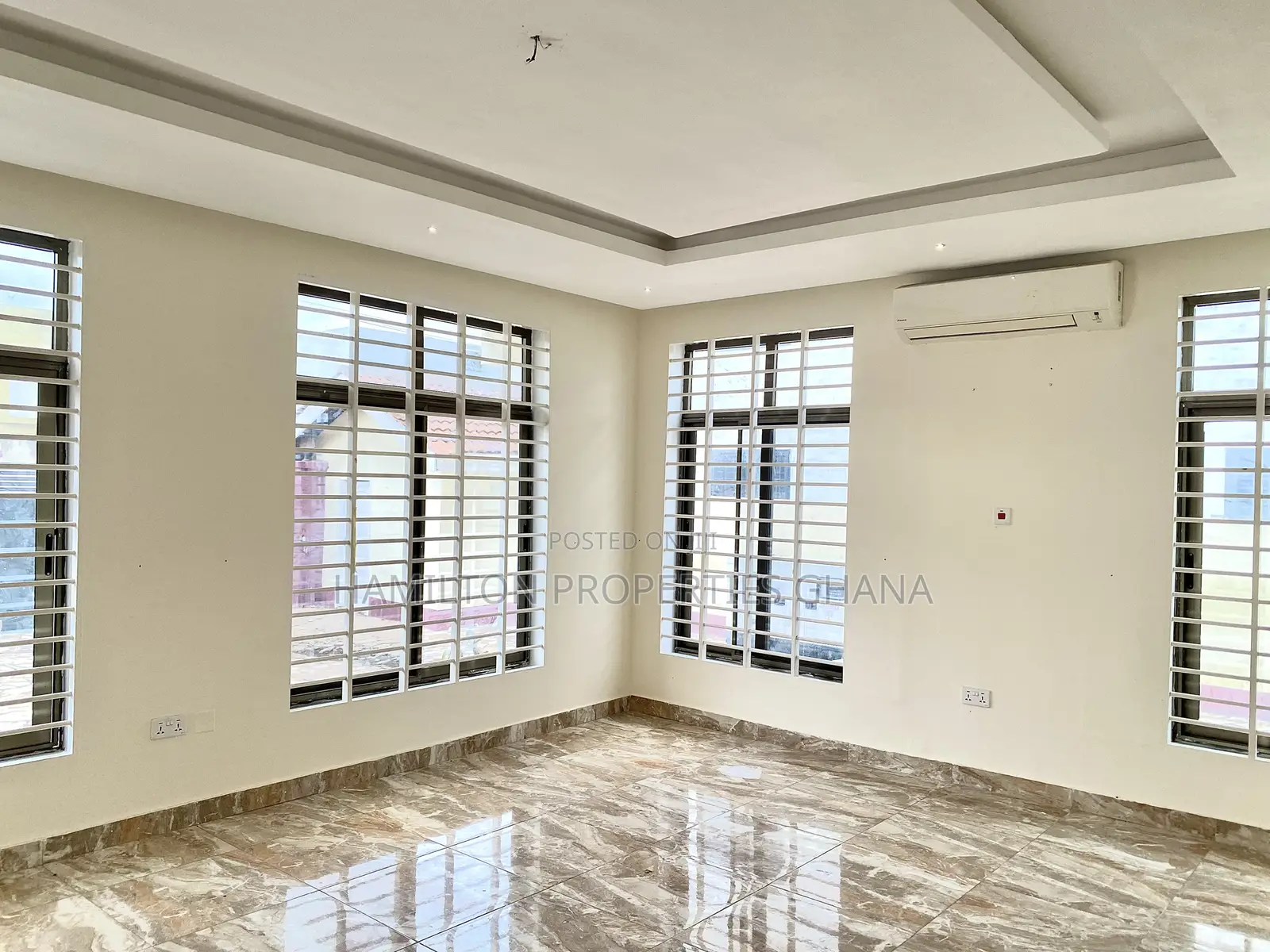 3bdrm Apartment in American House, East Legon for rent