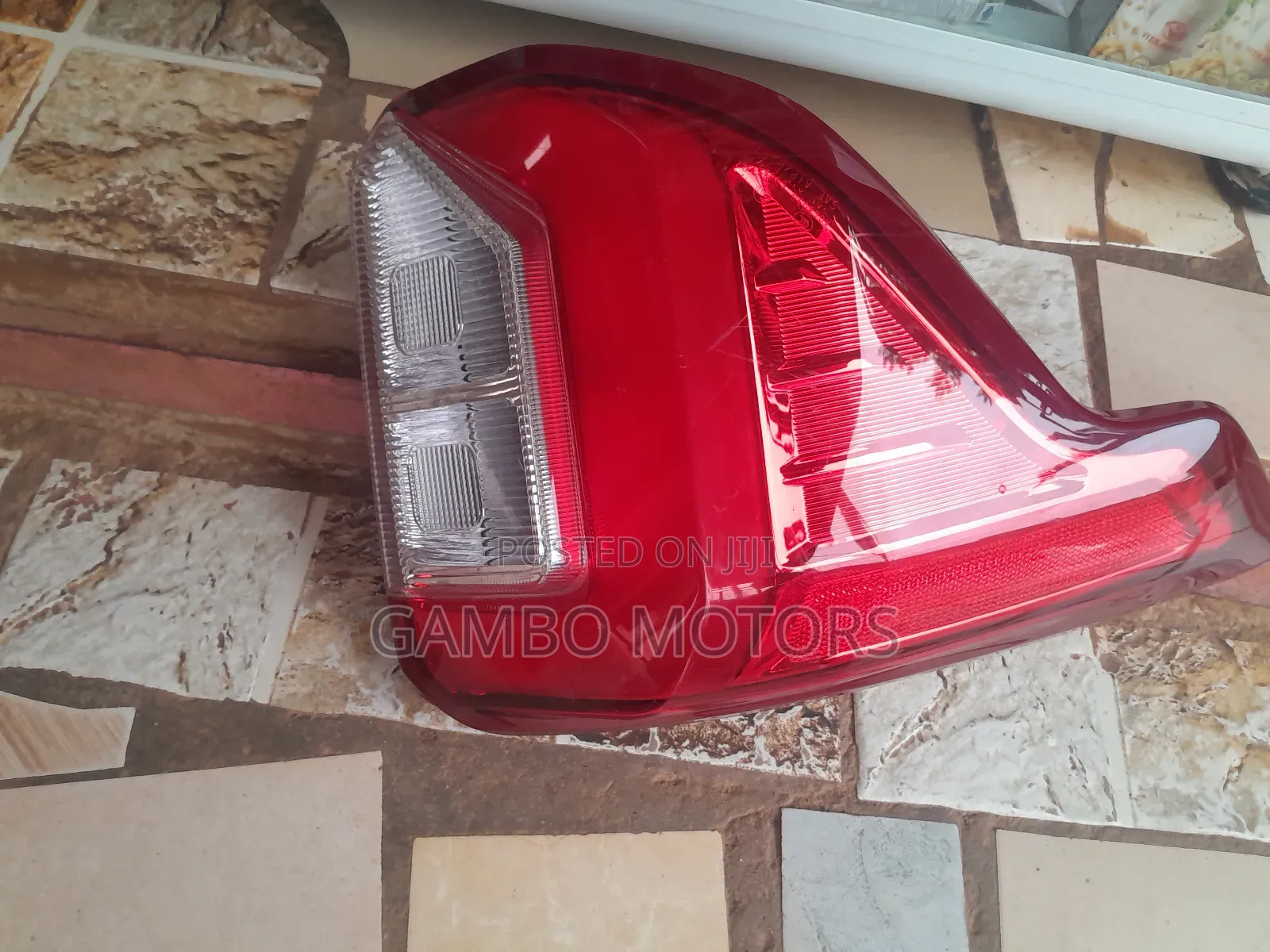 Ford Explorer 2020 Tailight Lh