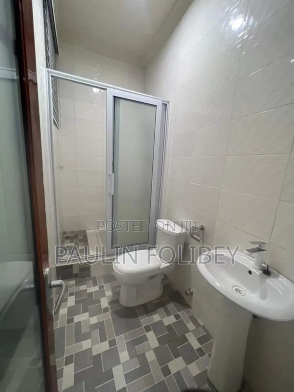 2bdrm Apartment in Dg Property, Ablekuma for rent