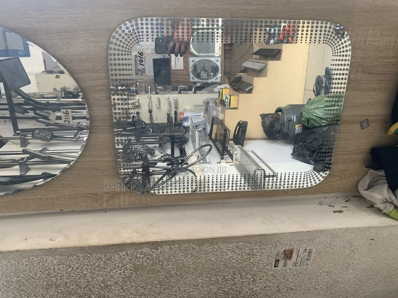 Luxurious Bathroom Mirror