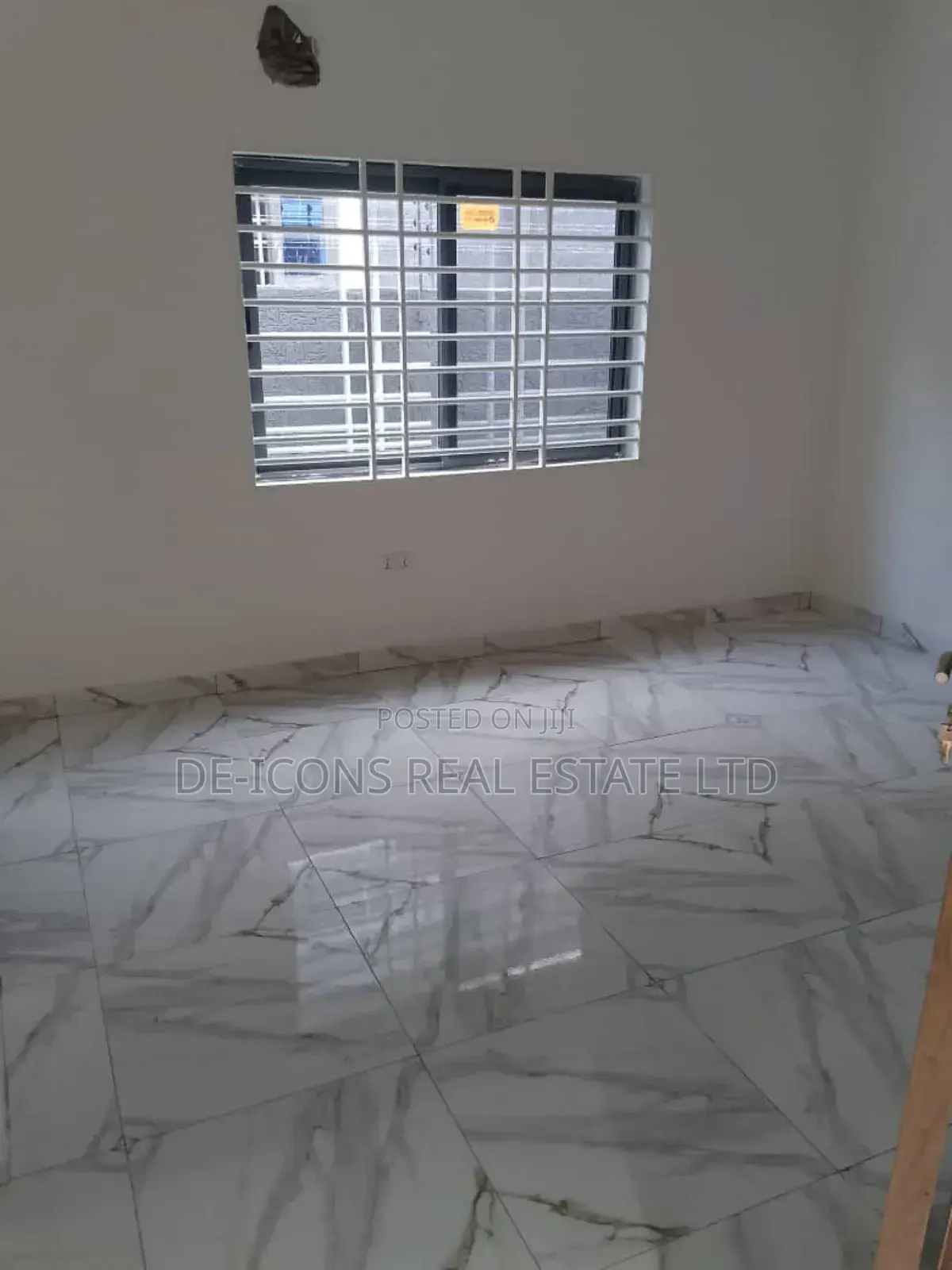 2bdrm House in De-Icons Real Estate, Awutu Senya East Municipal