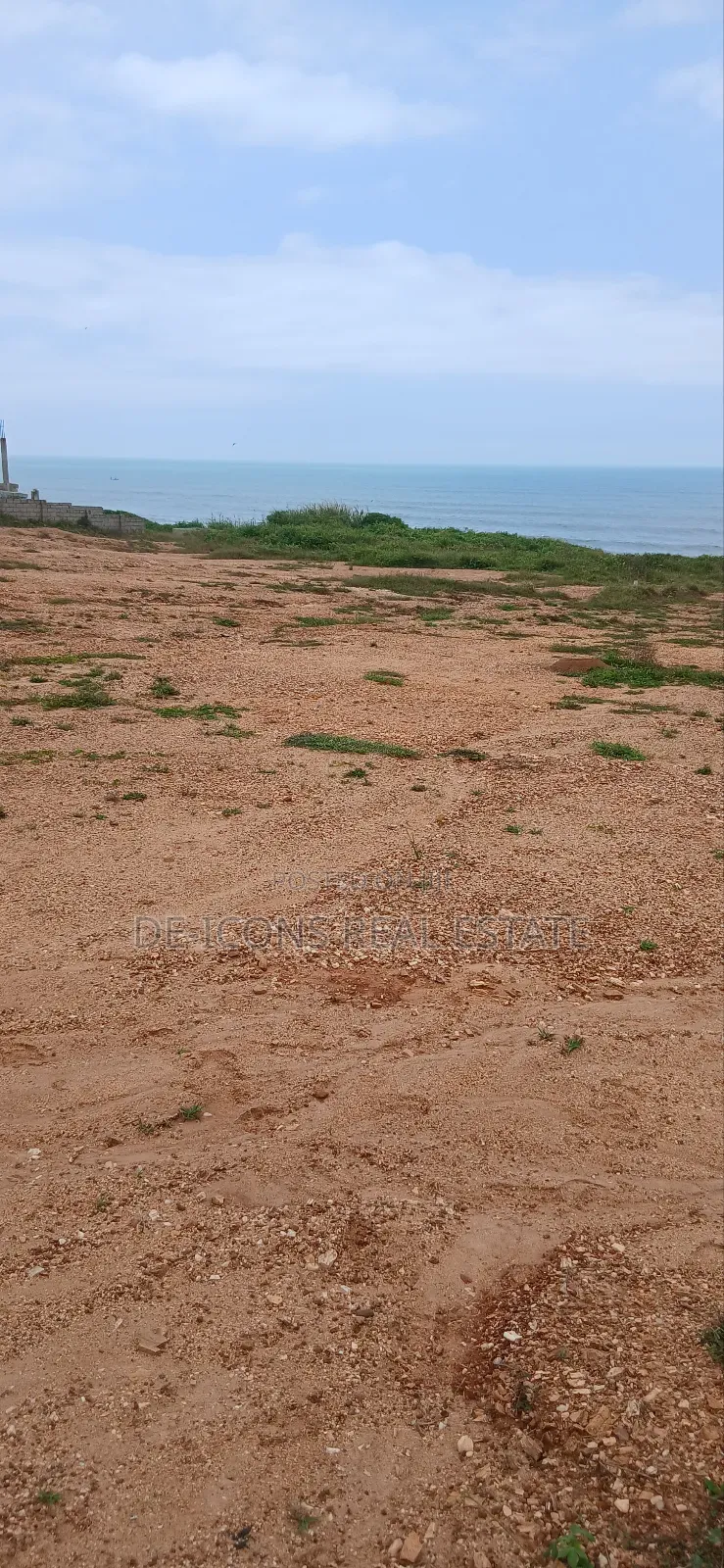 Beachfront Land for Sale at Dawa Near Nyanyano