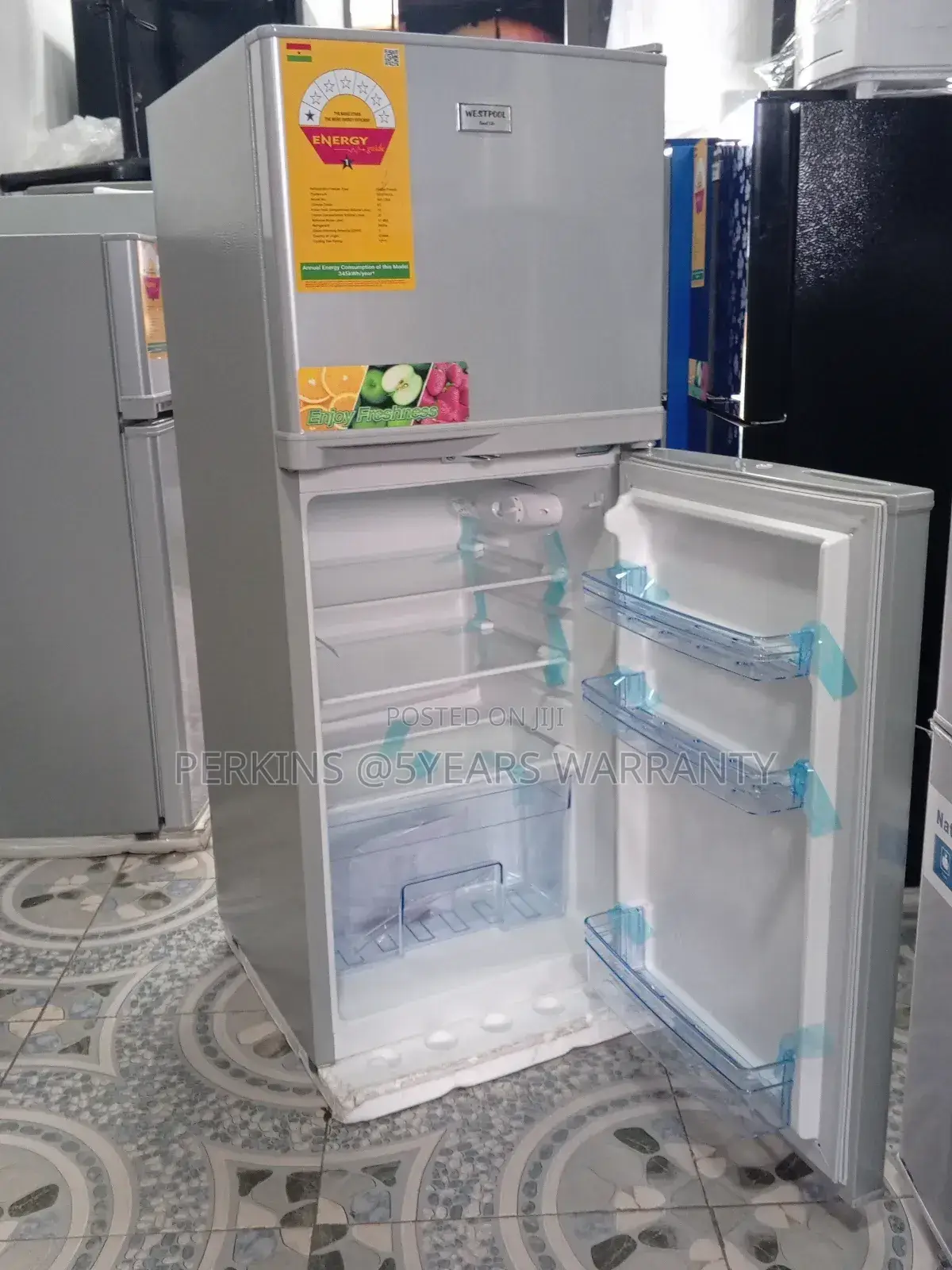 Strong Compress Westpool 108l 2-Door Refrigerator