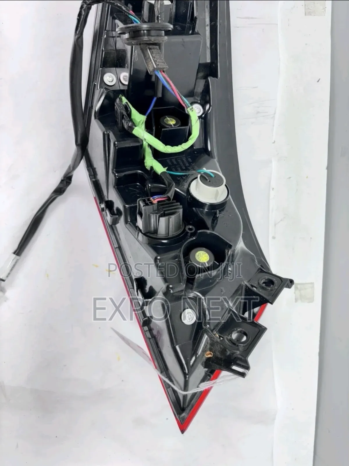 2018-2023 Toyota Camry Halogen Right Tail Light