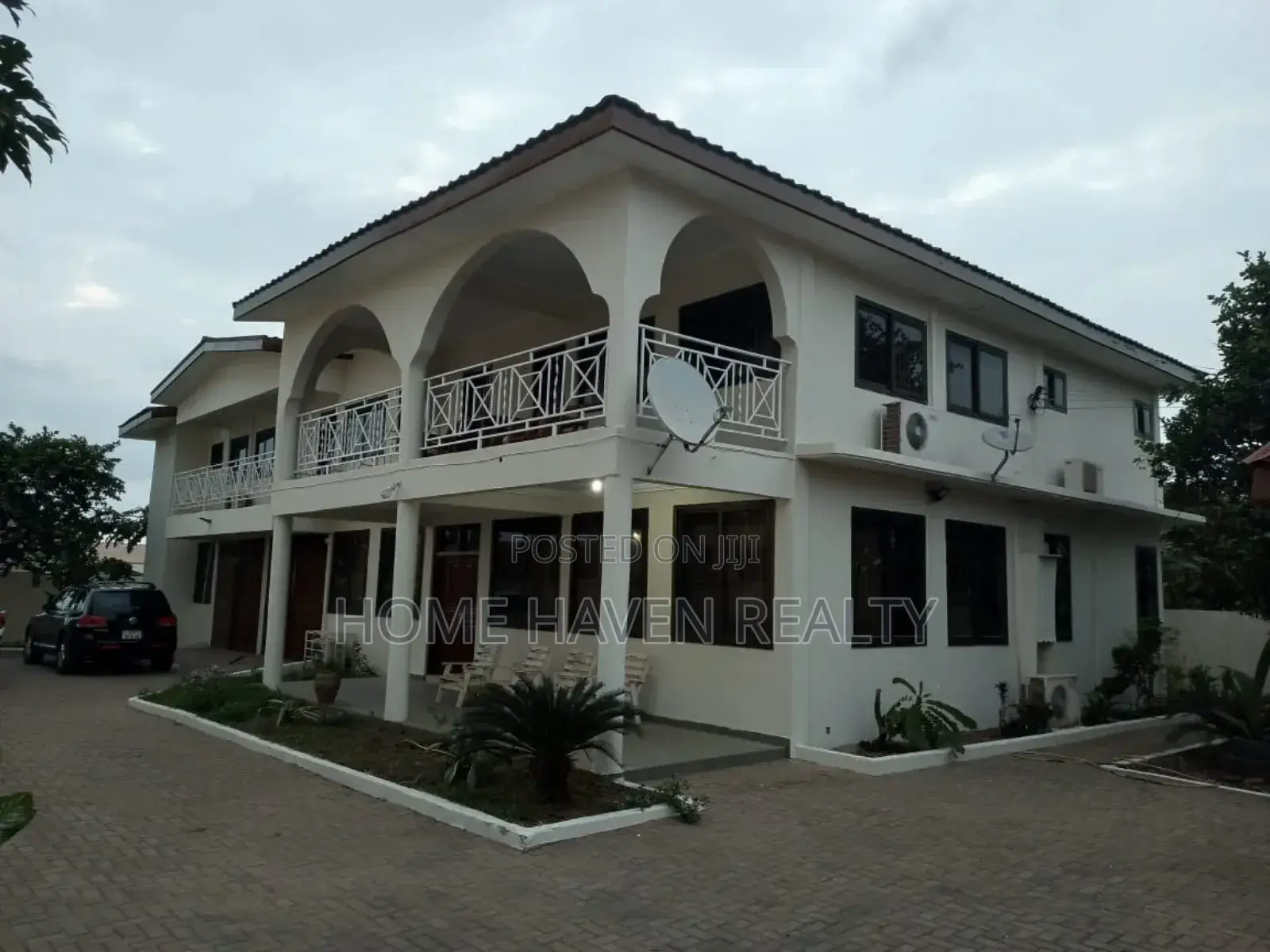 6bdrm House in Haasto Total, Haatso for sale