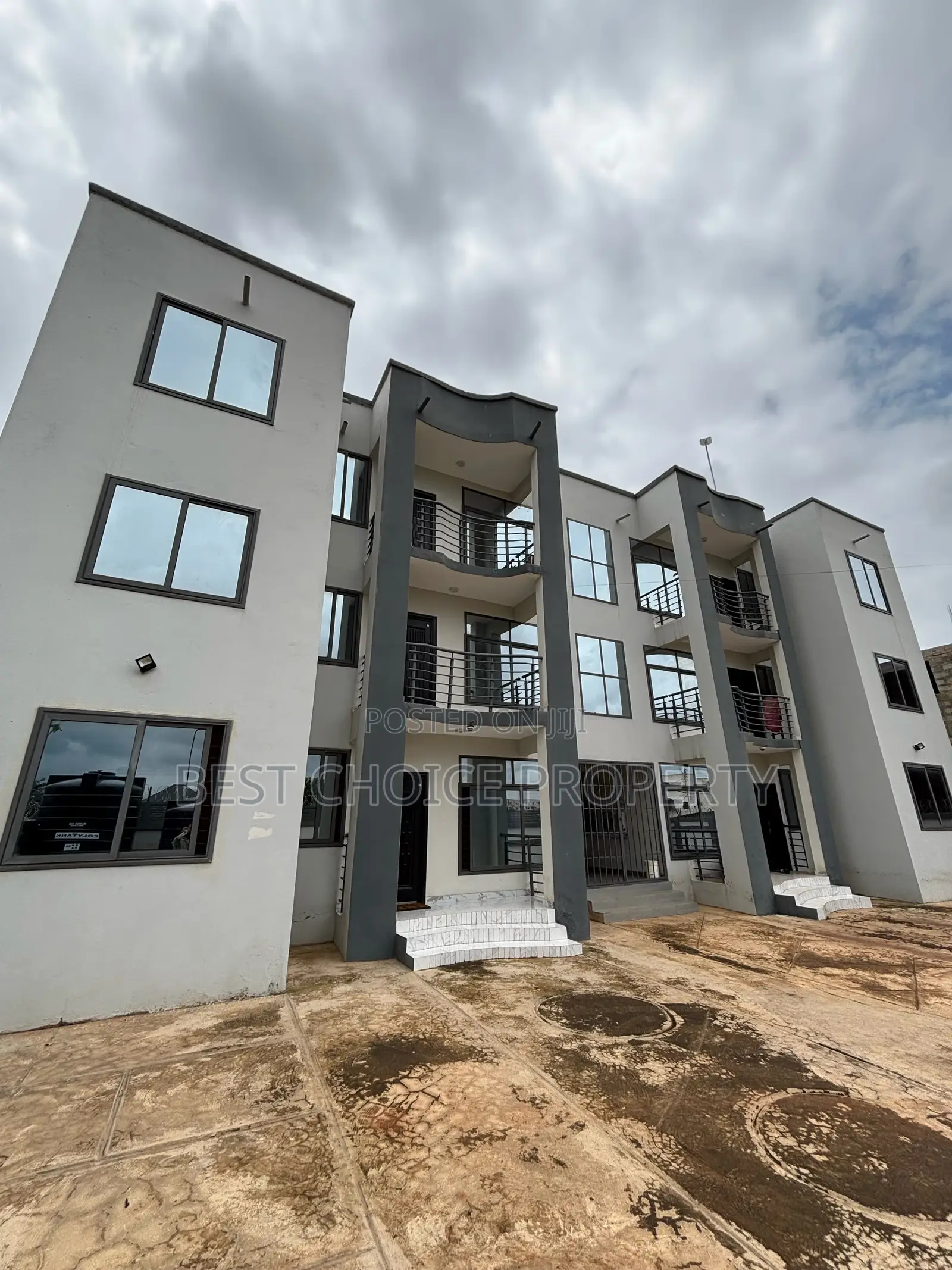 Ex-Two Bedroom Apartment for Rent at Adenta New Legon