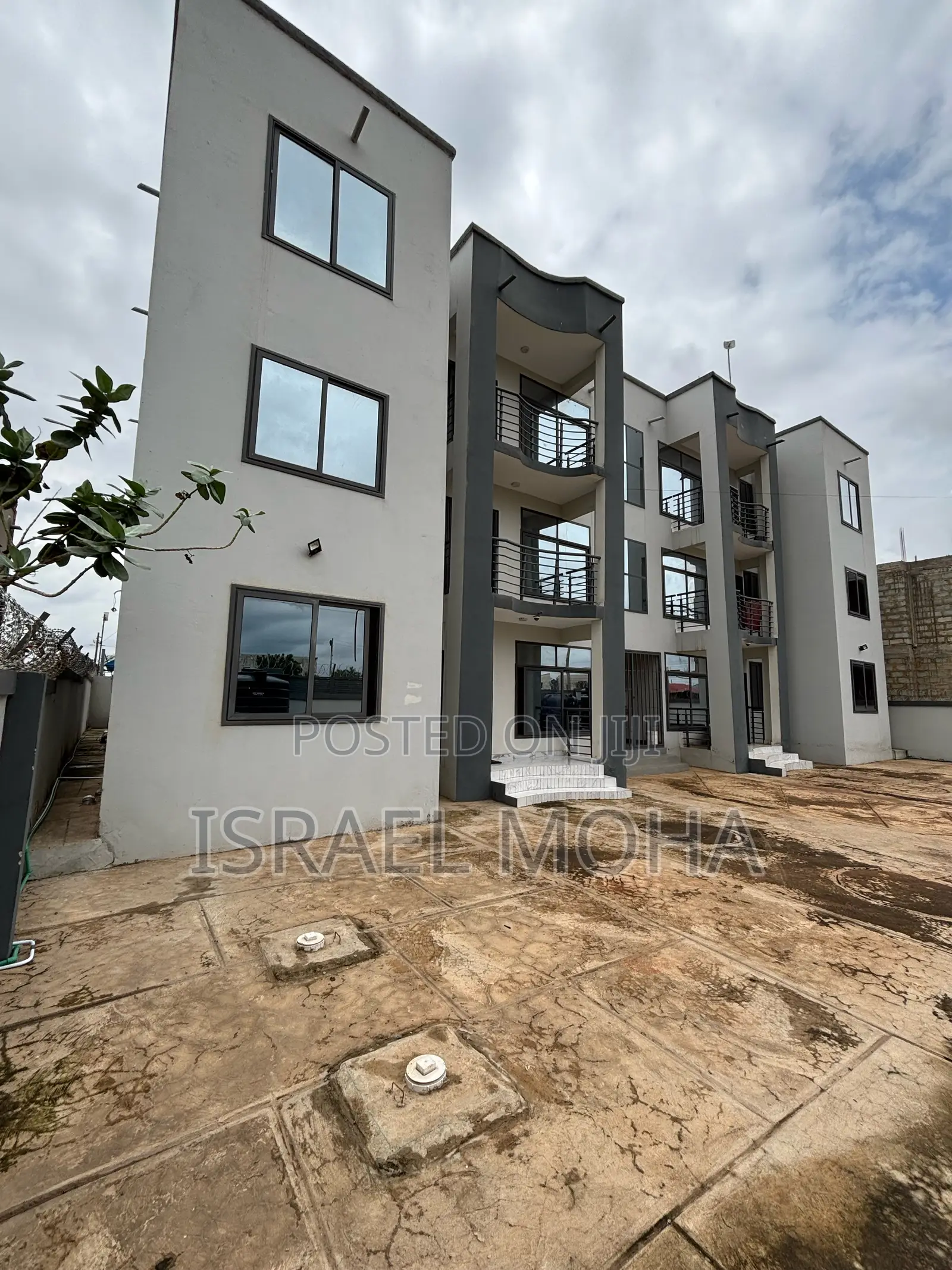 Ex-Two Bedroom Apartment for Rent at Adenta New Legon