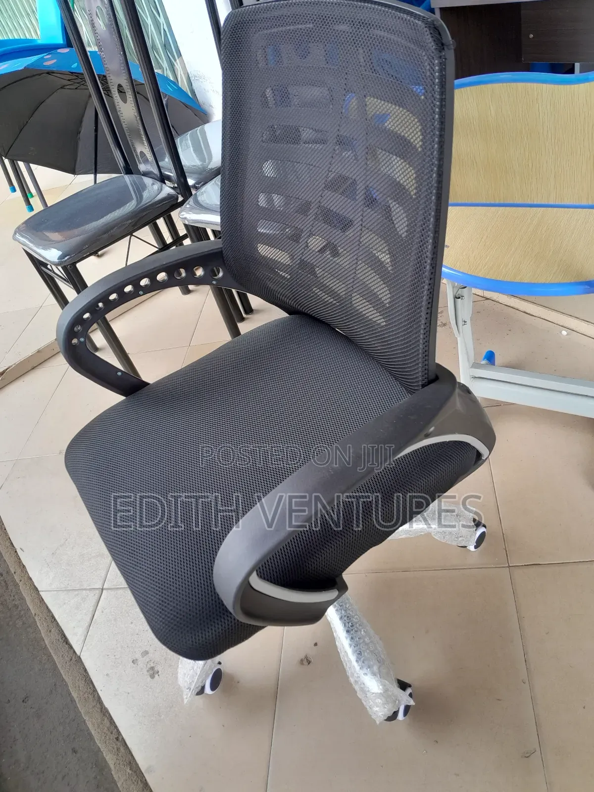 Prive Office Chair