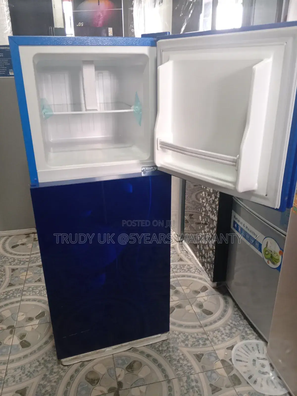 Westpool 108l Blue Glass Westpool Refrigerator