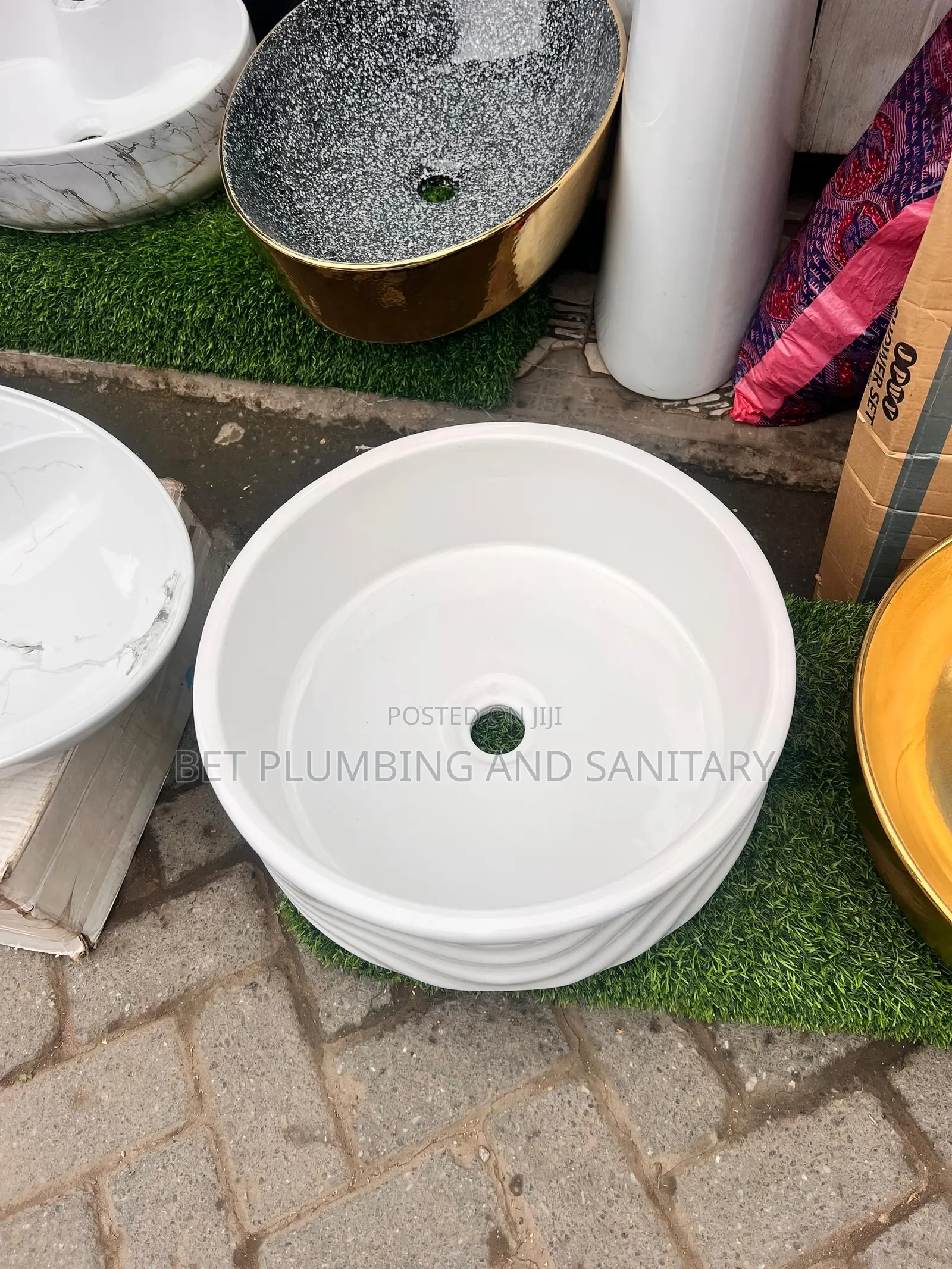 Italian Vanity Basin With Tap(Complete)_pedicure Basin