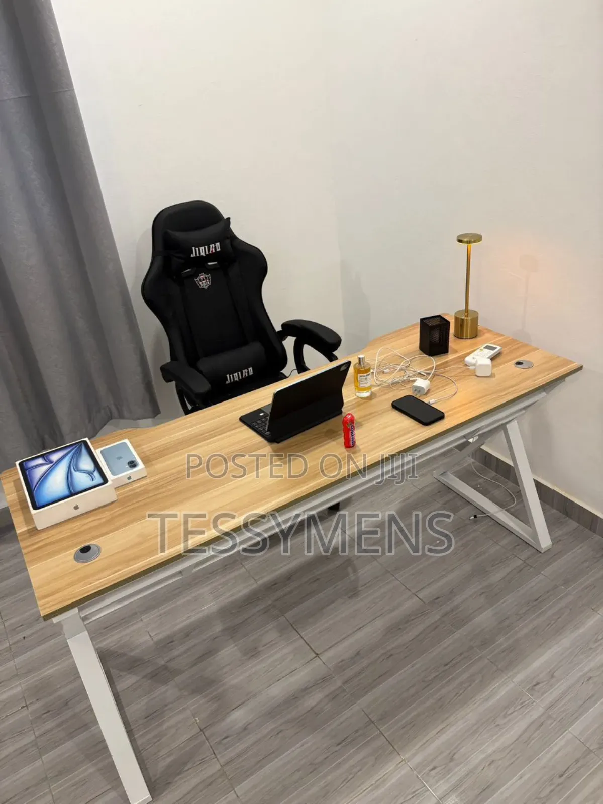 Gaming Table (160 by 60 Cm)