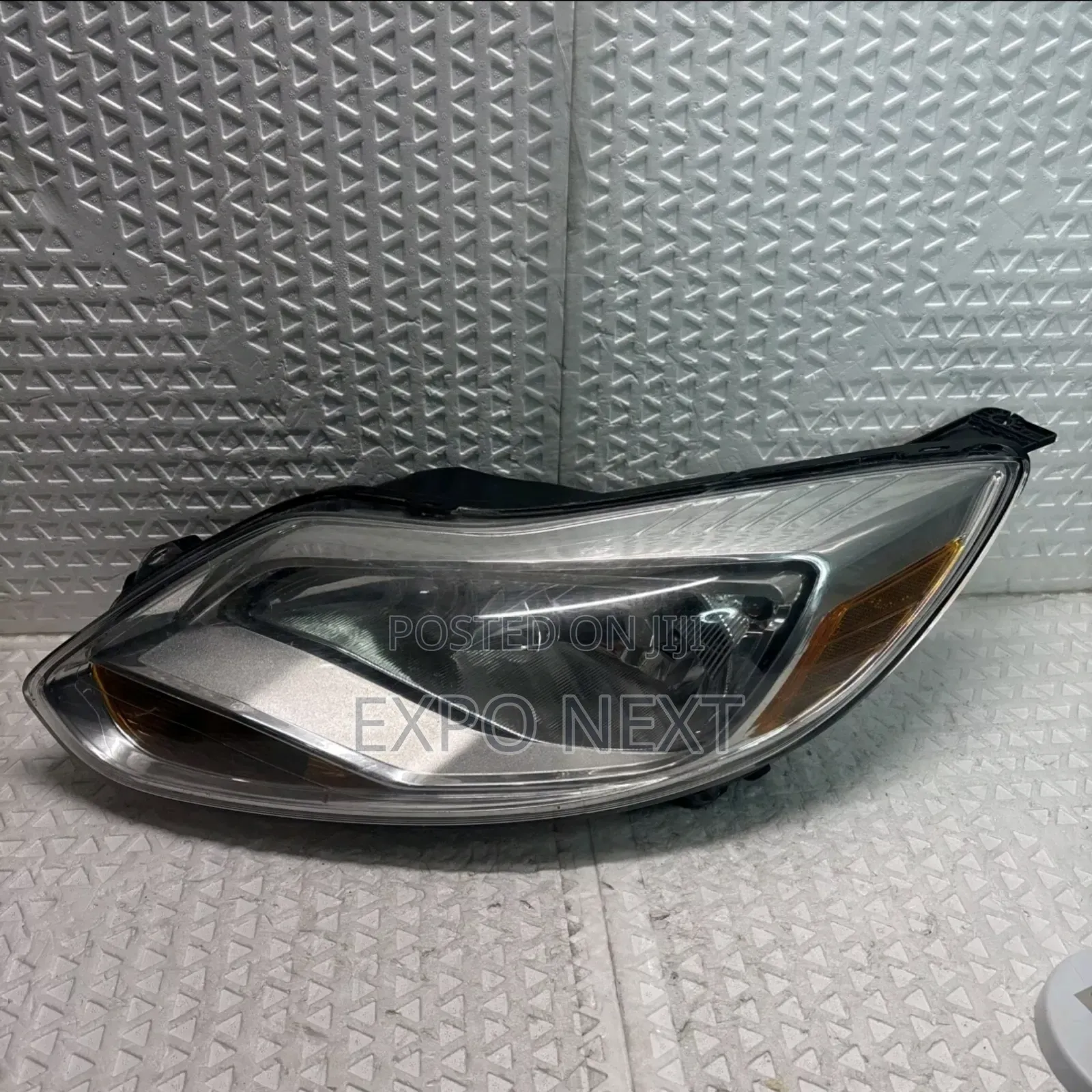 2012-2014 Ford Focus Headlight Halogen Left/Driver Side
