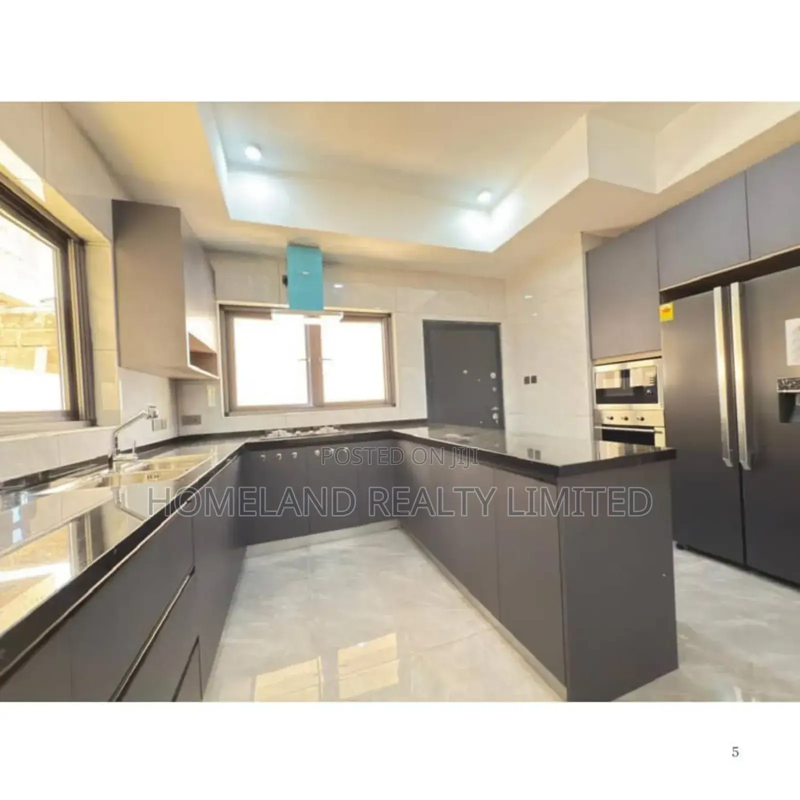 6bdrm Duplex in Ability, Adjiriganor for sale