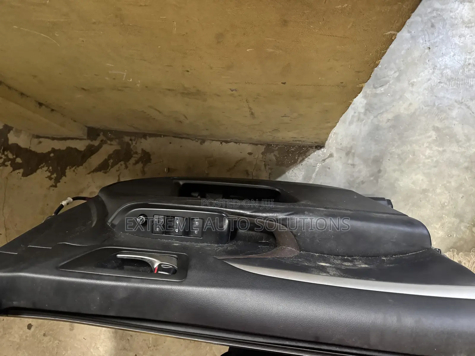 Toyota Highlander 2017 Door Front Driver